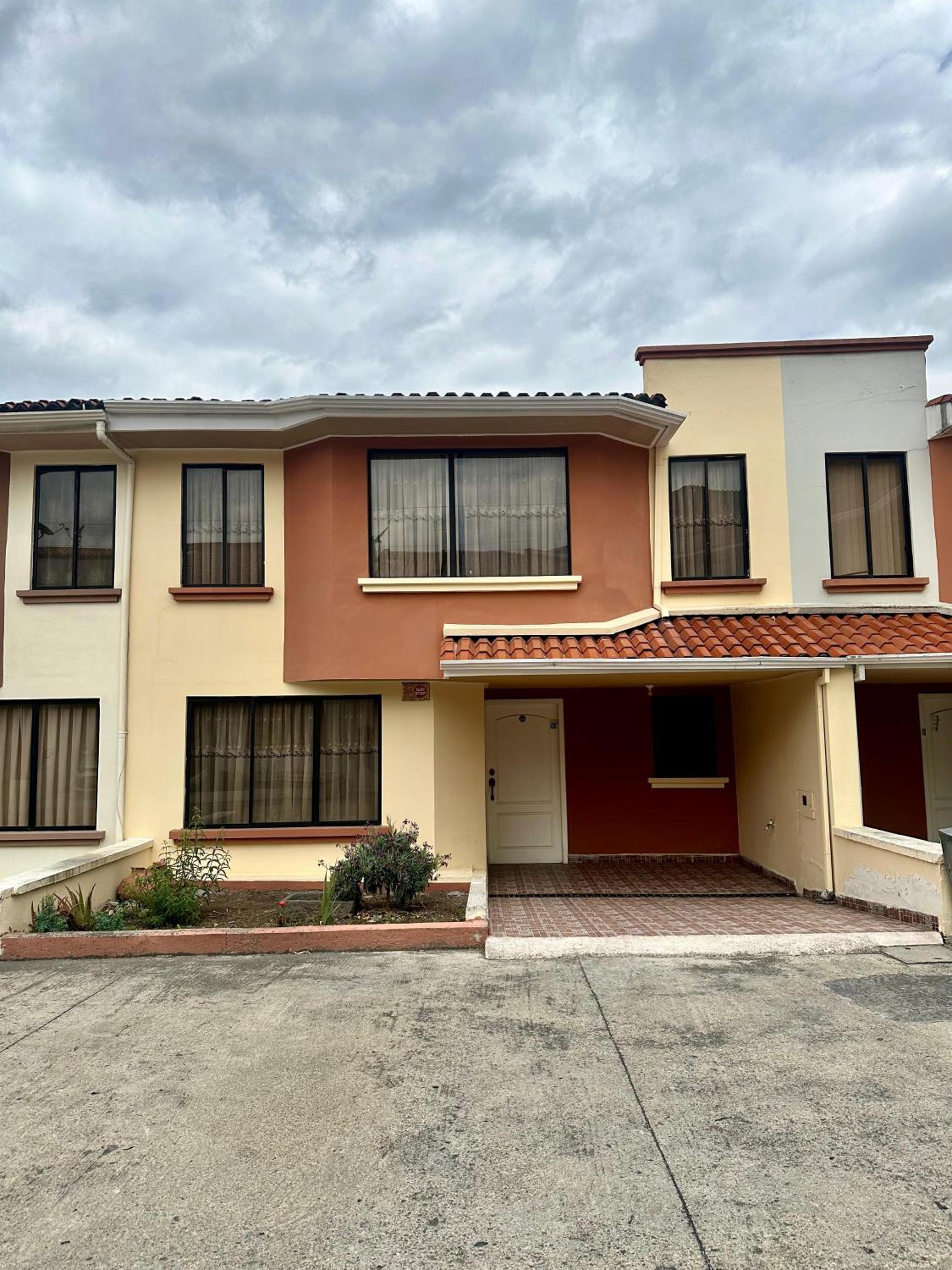 Casa en Condominio Alcazar