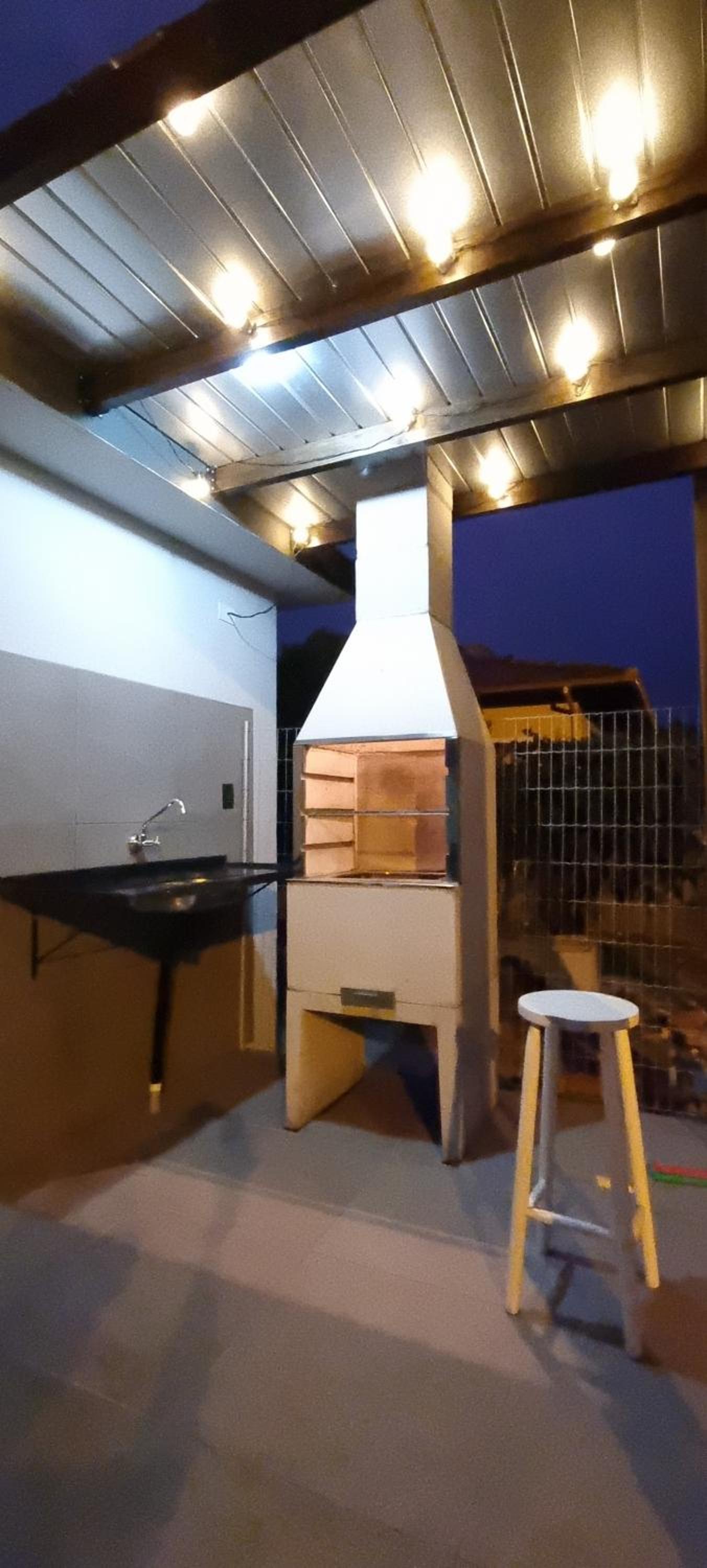 Casa de praia com piscina na praia da Daniela em Florianópolis