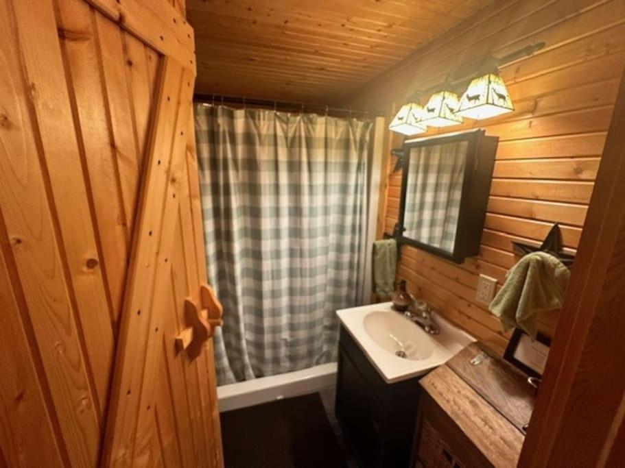 Cedar Gap Hideaway