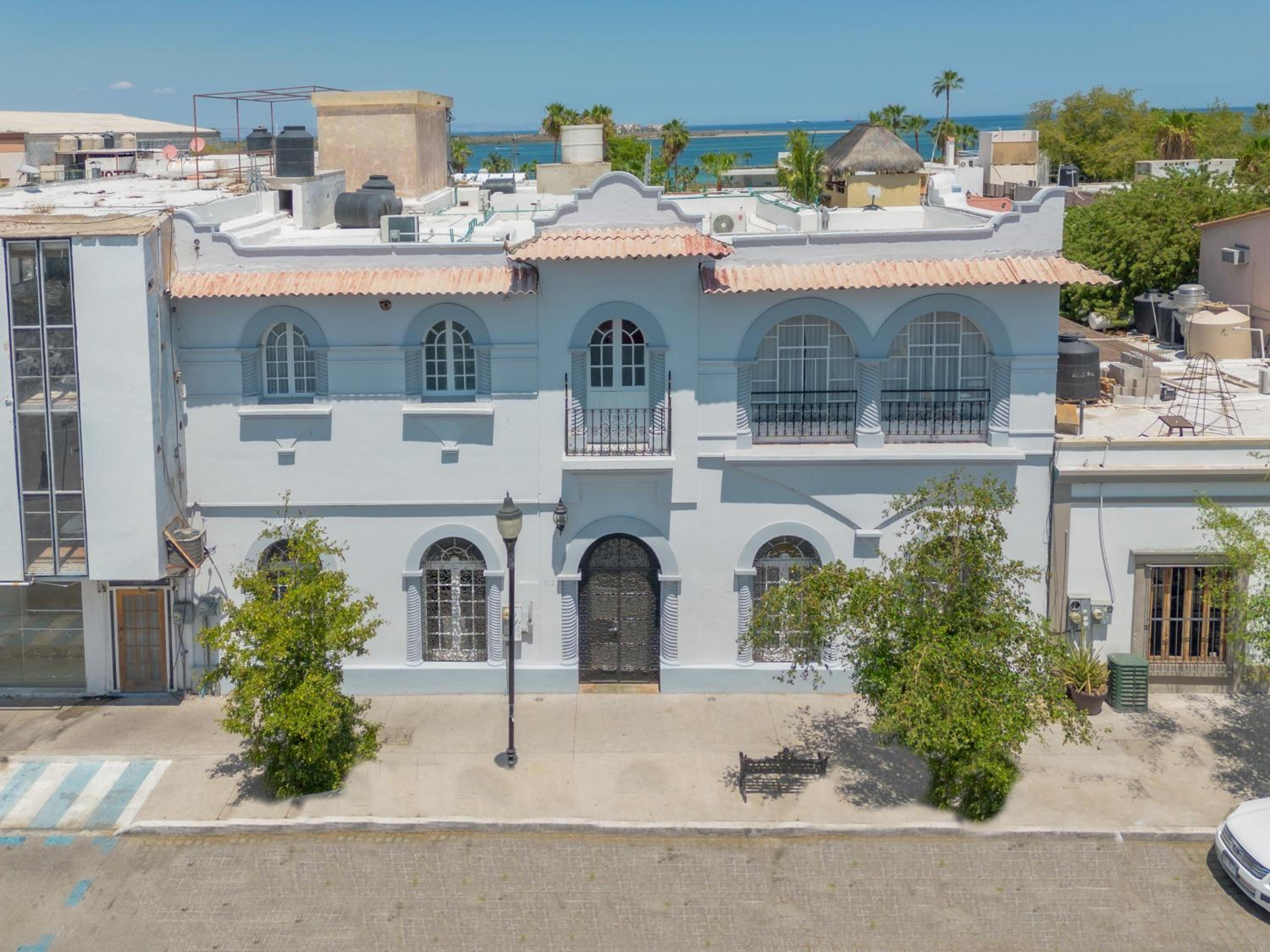 Hotel Casa Velasco La Paz - Image 1