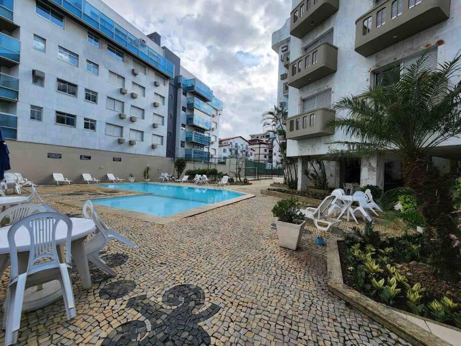 Pé na Areia Cobertura com Conforto Praia do Forte Melhor Trecho