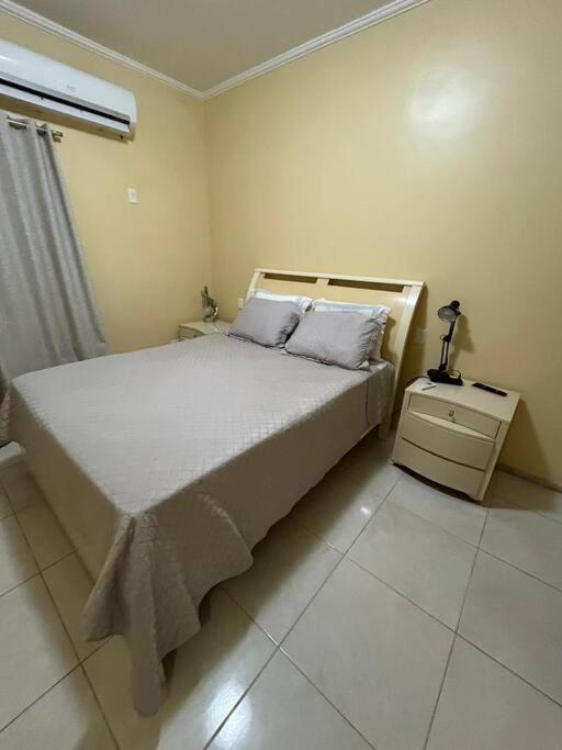Pé na Areia Cobertura com Conforto Praia do Forte Melhor Trecho