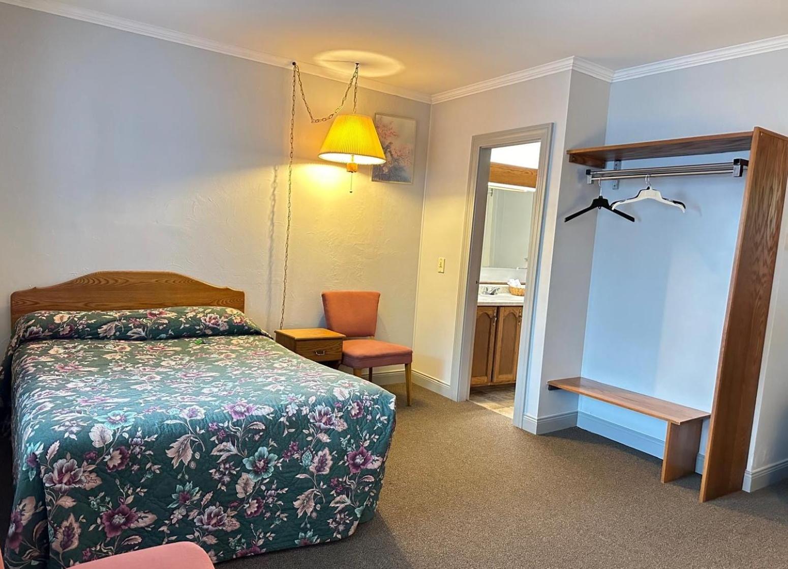 Stiles Motel Hill View Woodstock NB