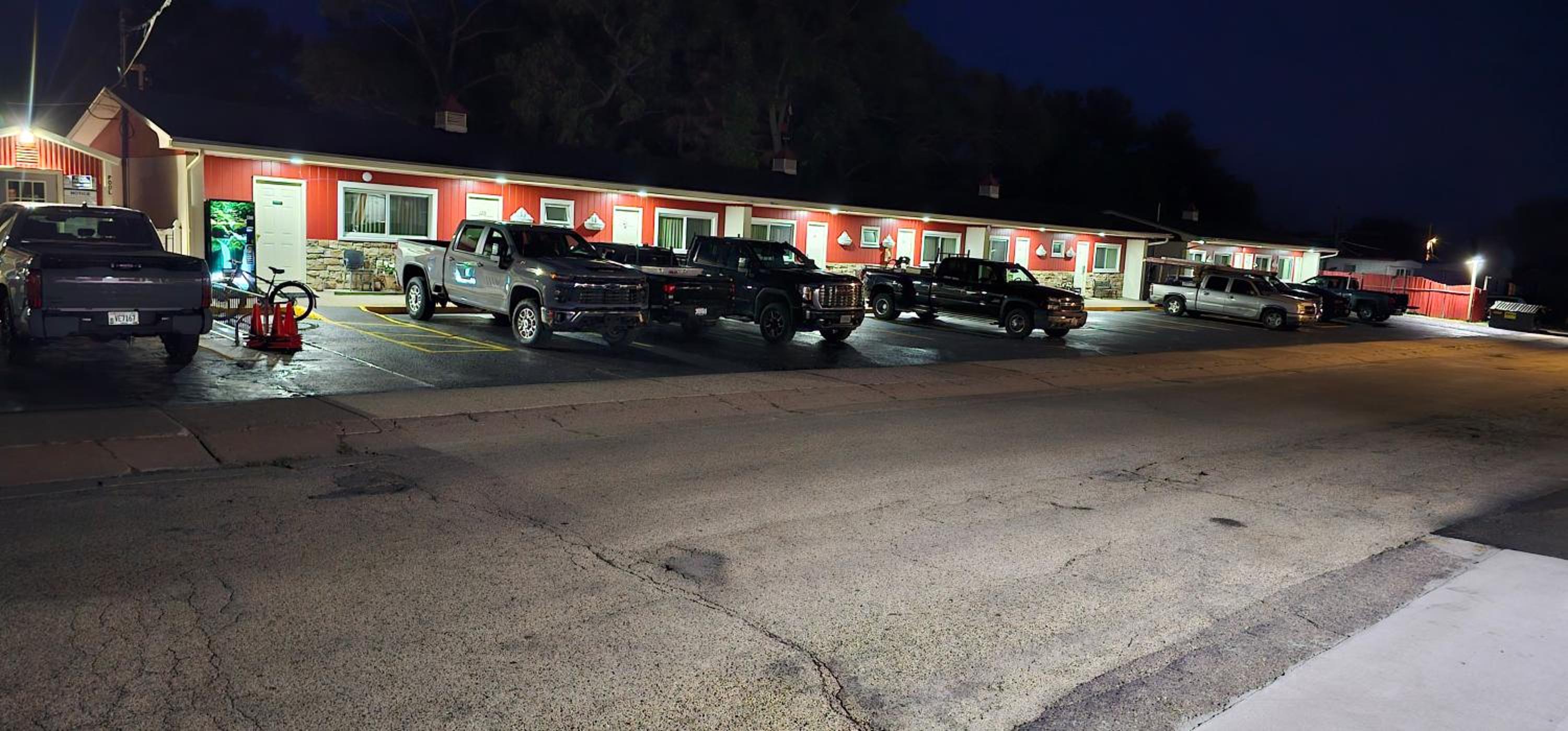 Best Nights Inn - Sparta - Property Image 8