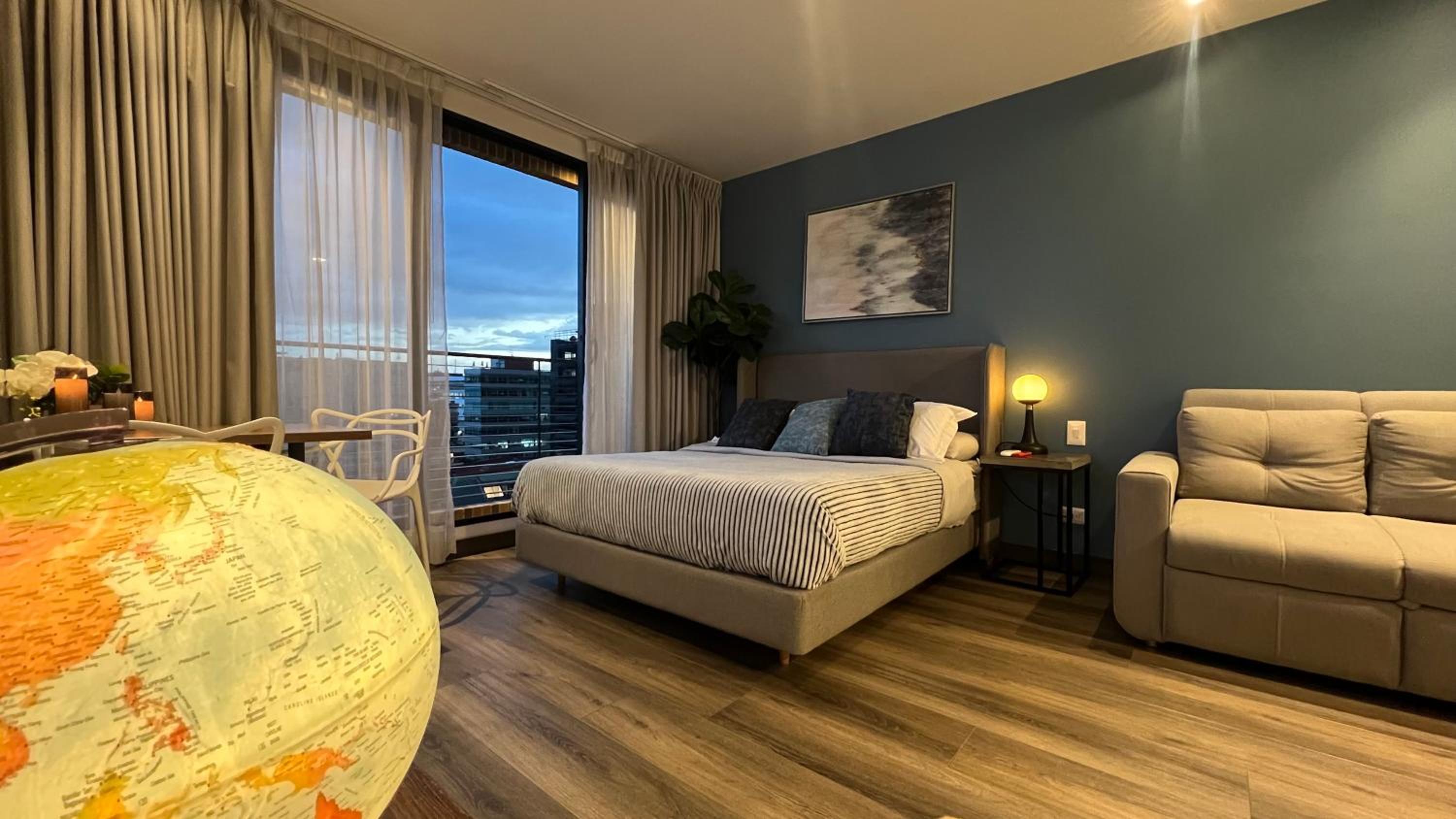 hotel room