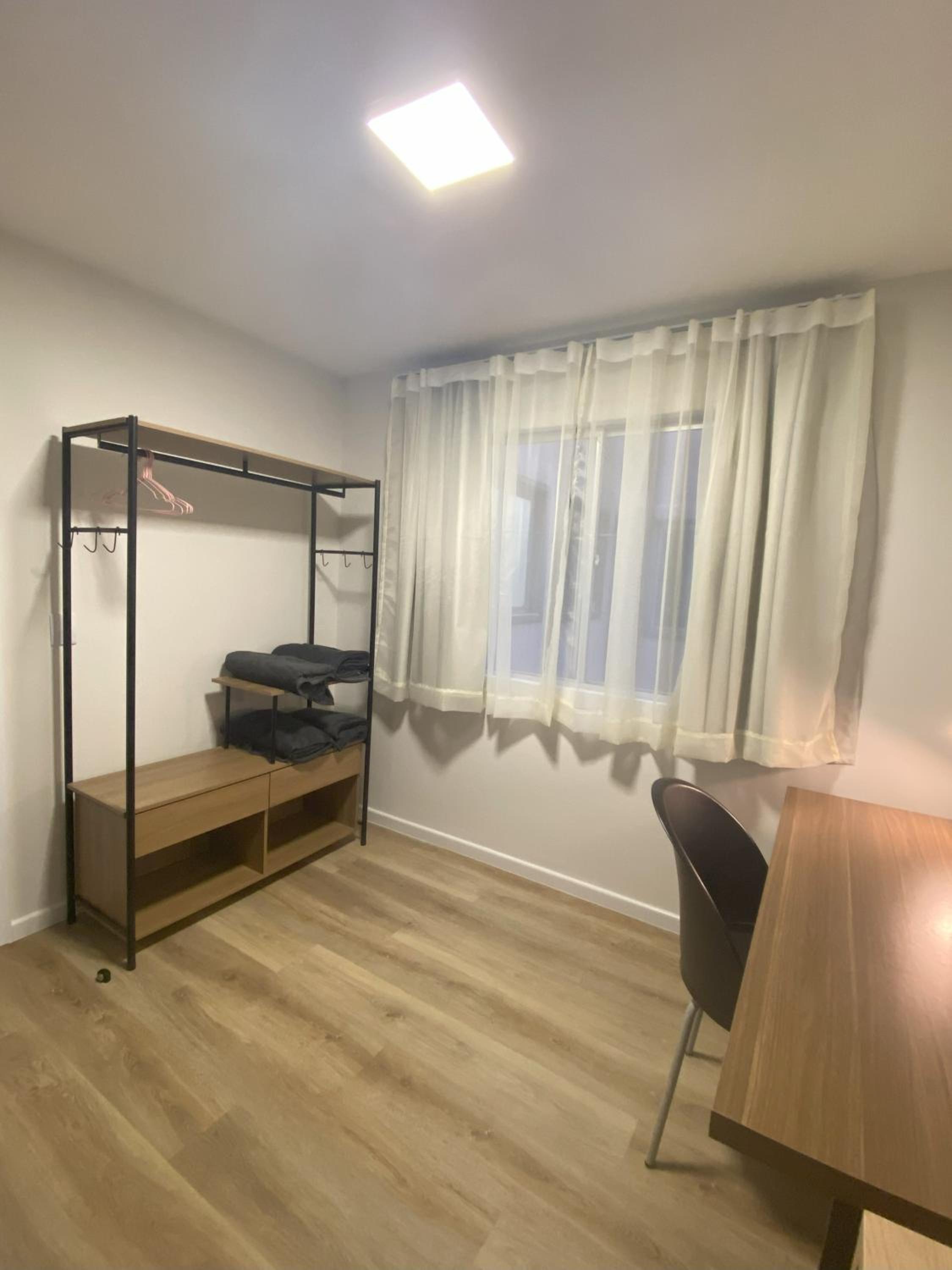 Apartamento Inteiro Novo - 2 Quartos - REGIÃO CENTRAL FOZ