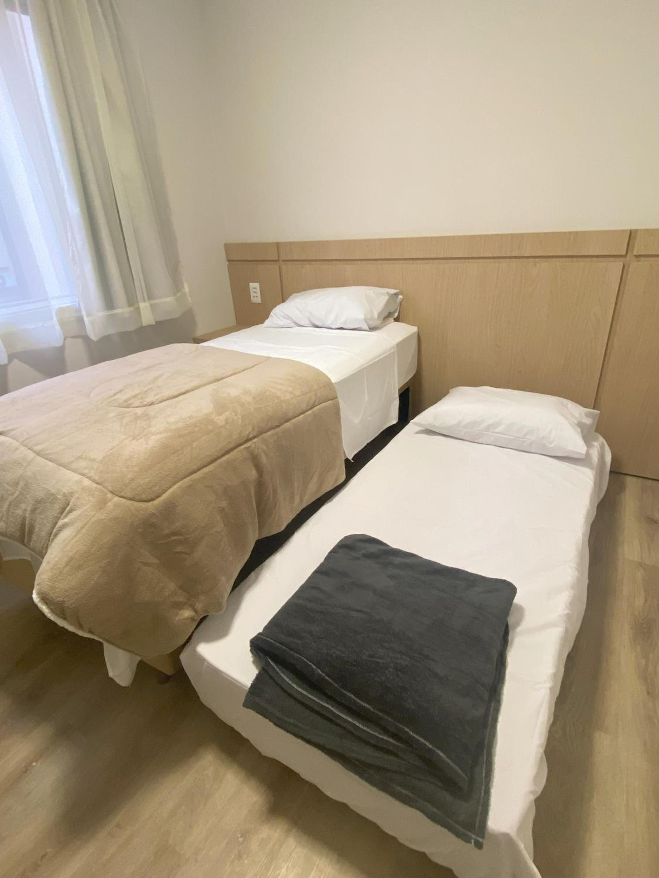 Apartamento Inteiro Novo - 2 Quartos - REGIÃO CENTRAL FOZ