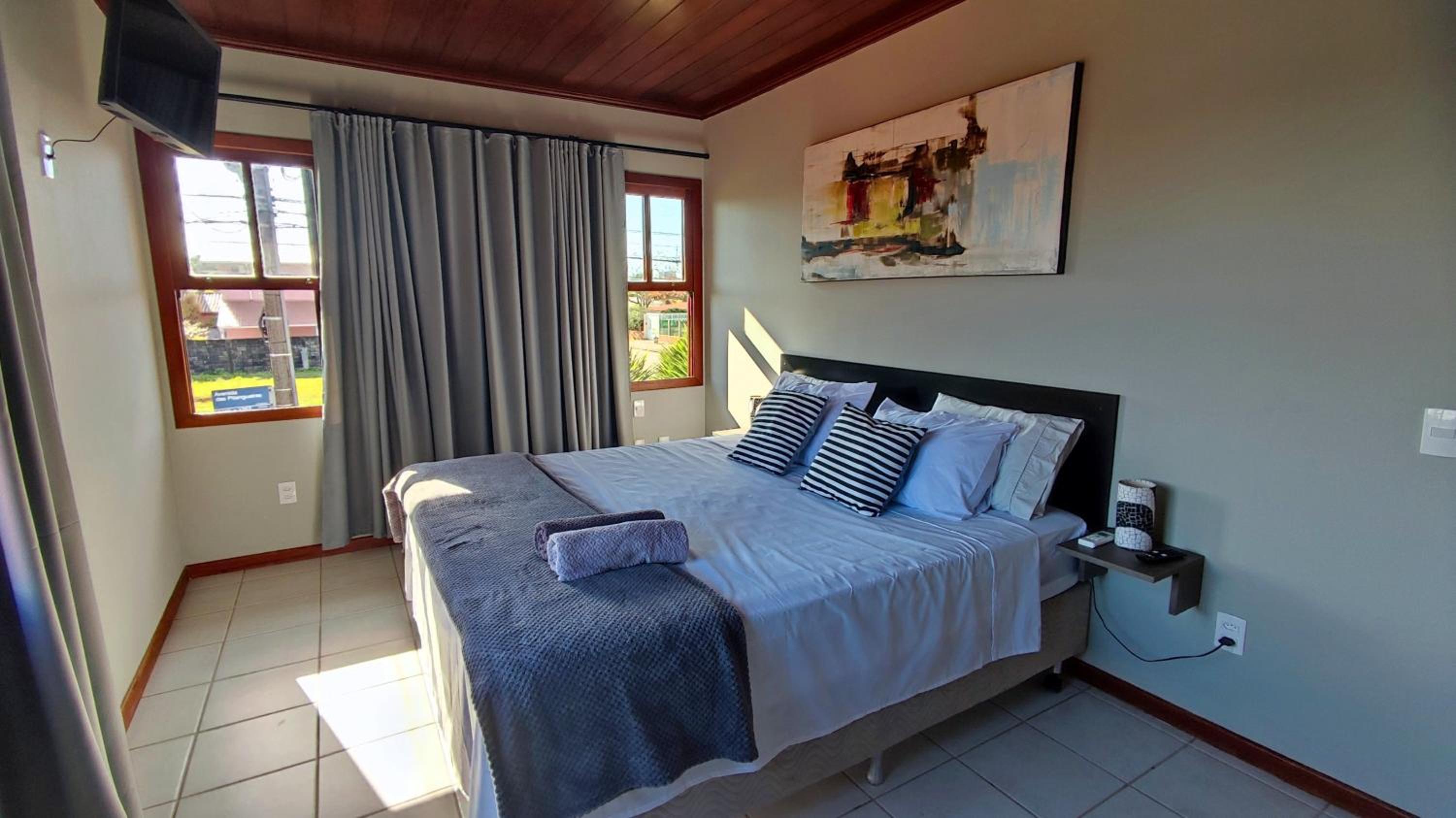 Casa de praia com piscina na praia da Daniela em Florianópolis