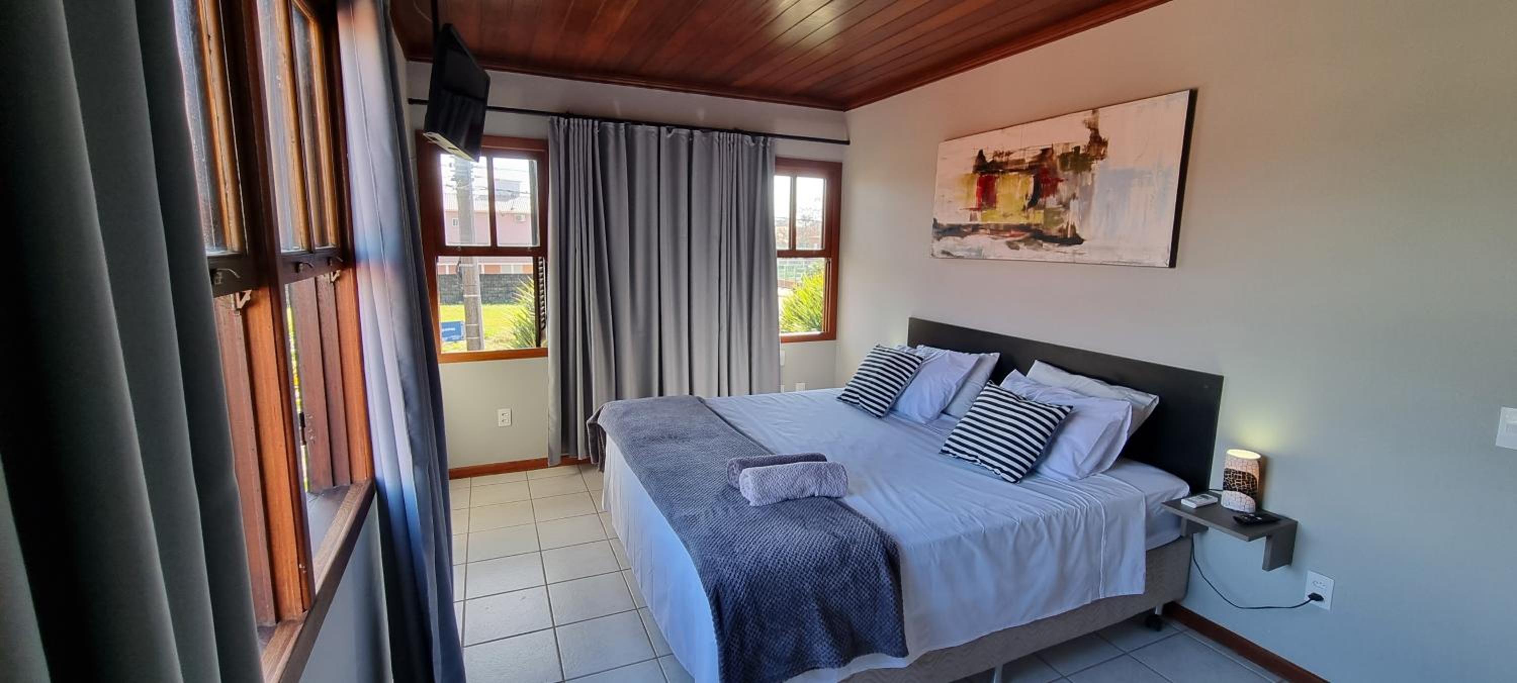 Casa de praia com piscina na praia da Daniela em Florianópolis