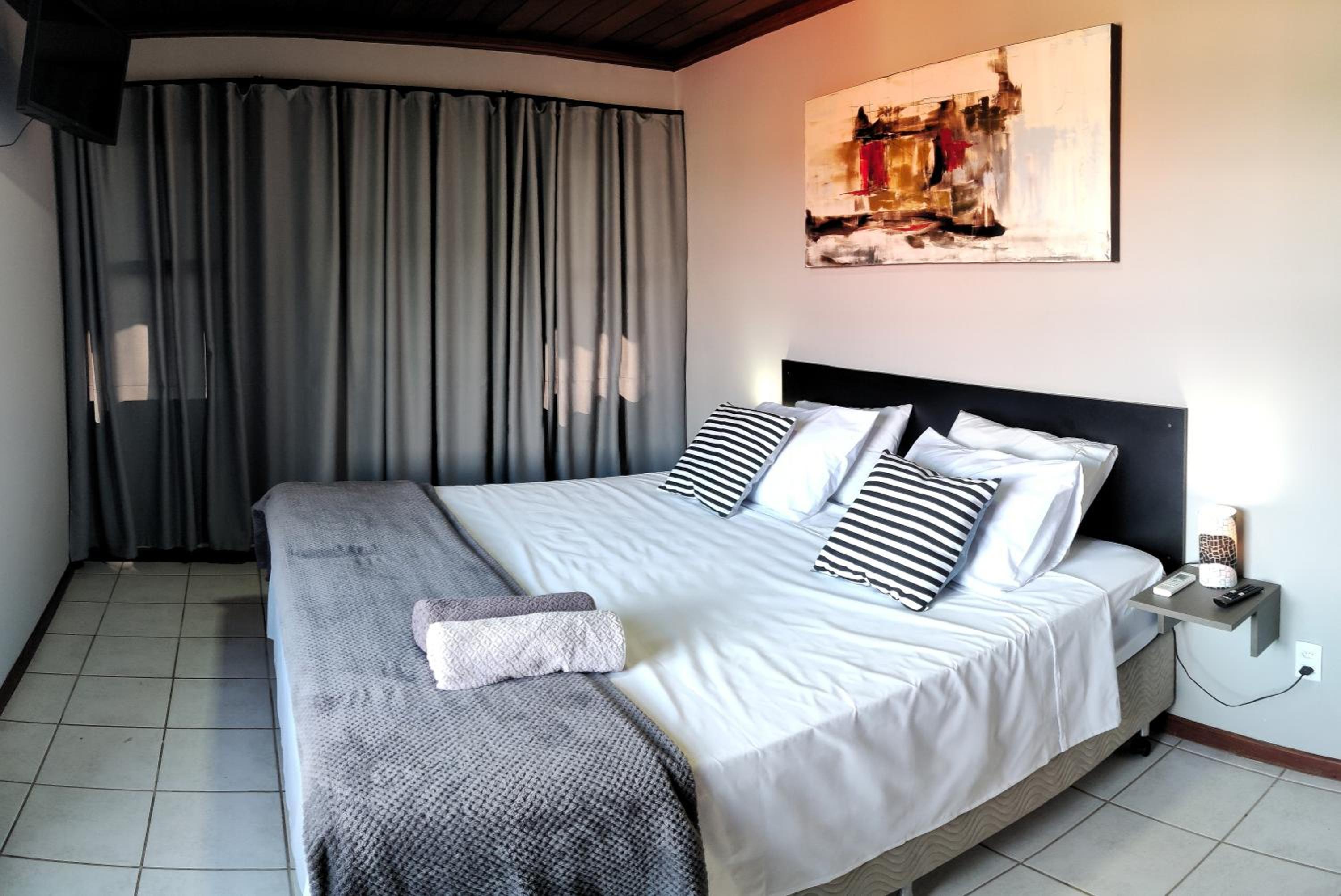 Casa de praia com piscina na praia da Daniela em Florianópolis