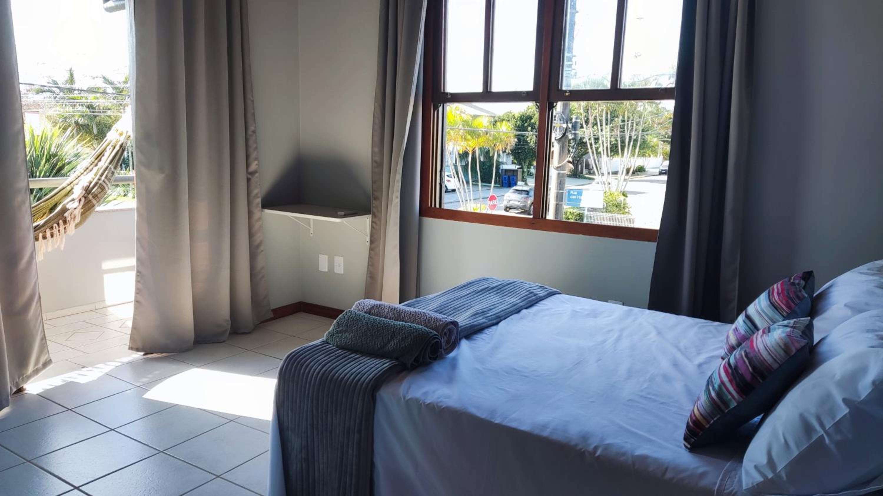 Casa de praia com piscina na praia da Daniela em Florianópolis