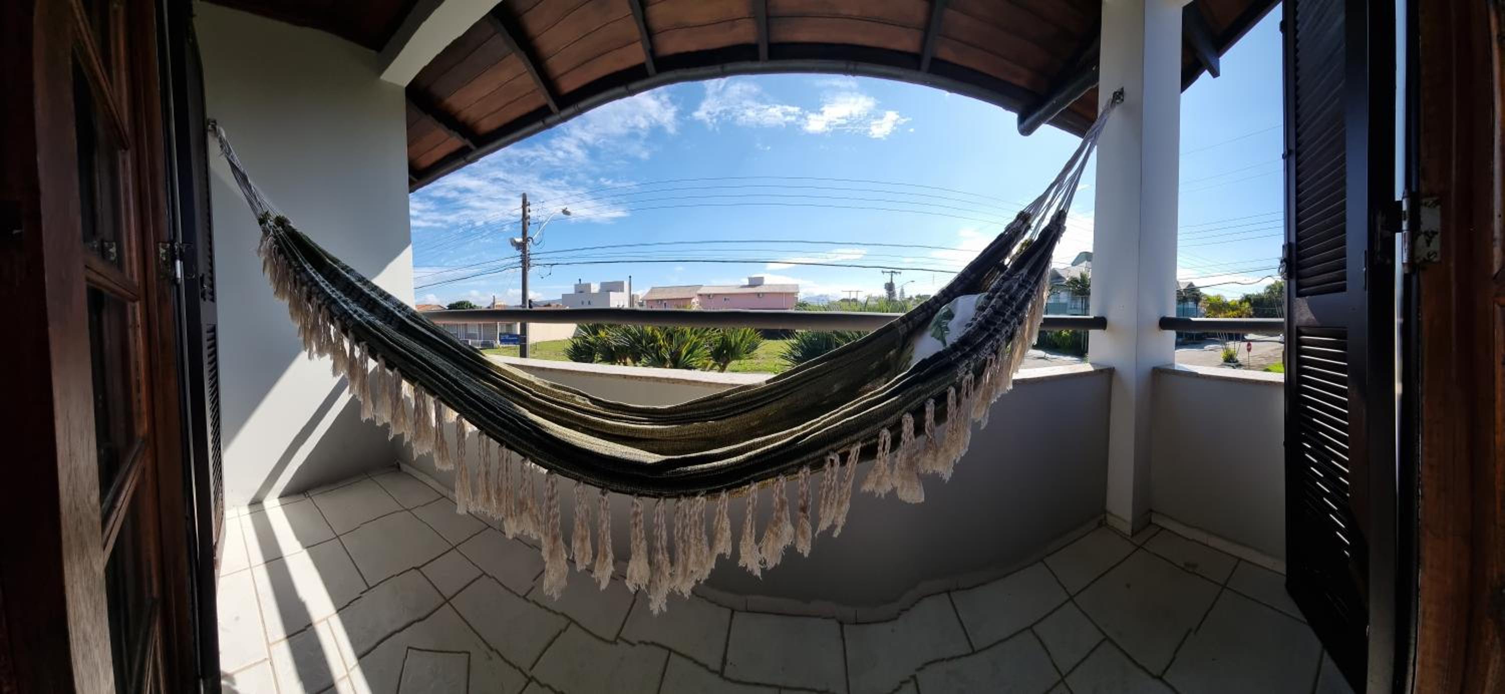 Casa de praia com piscina na praia da Daniela em Florianópolis