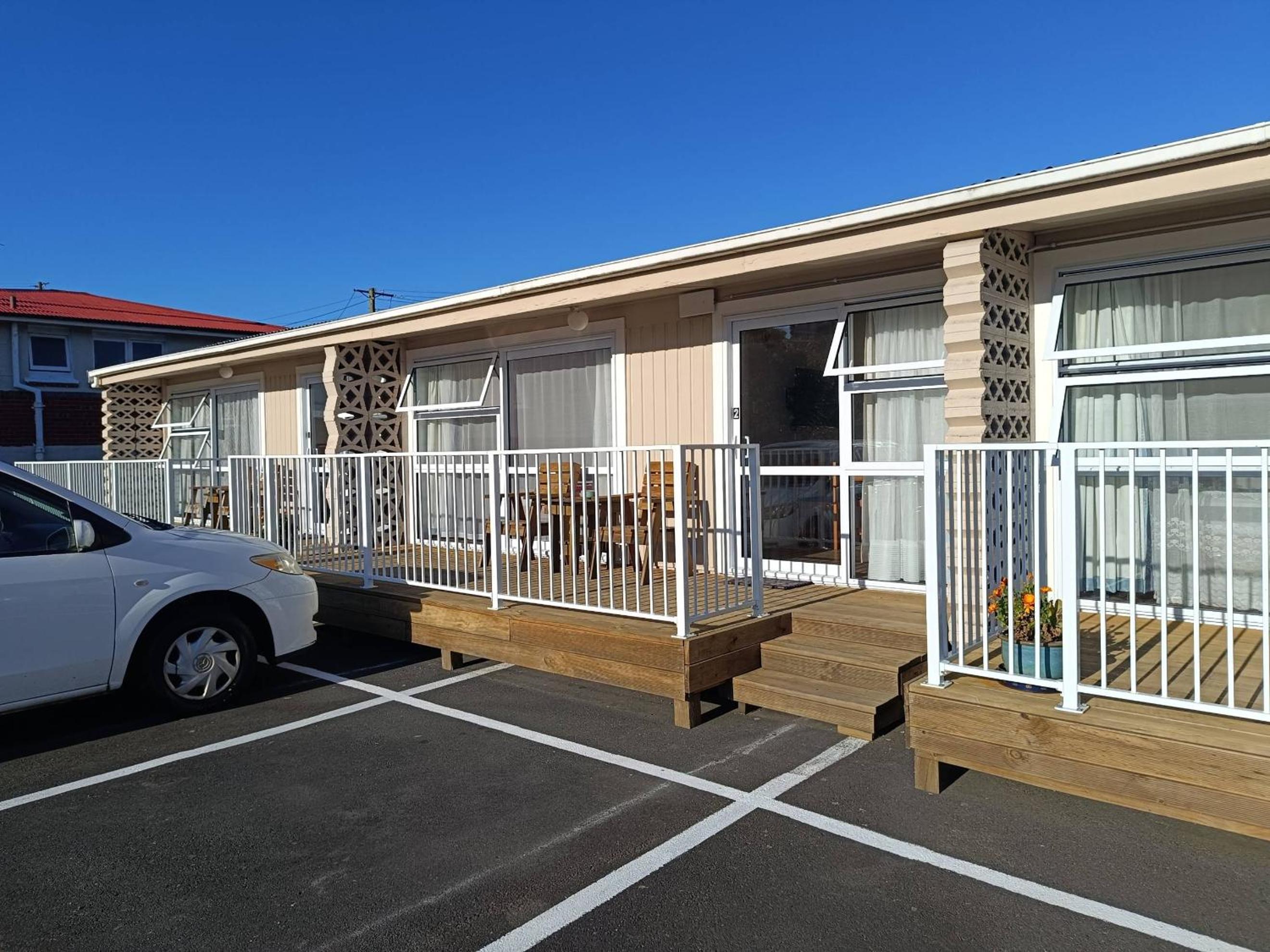 Bayfield Motel and Apartment