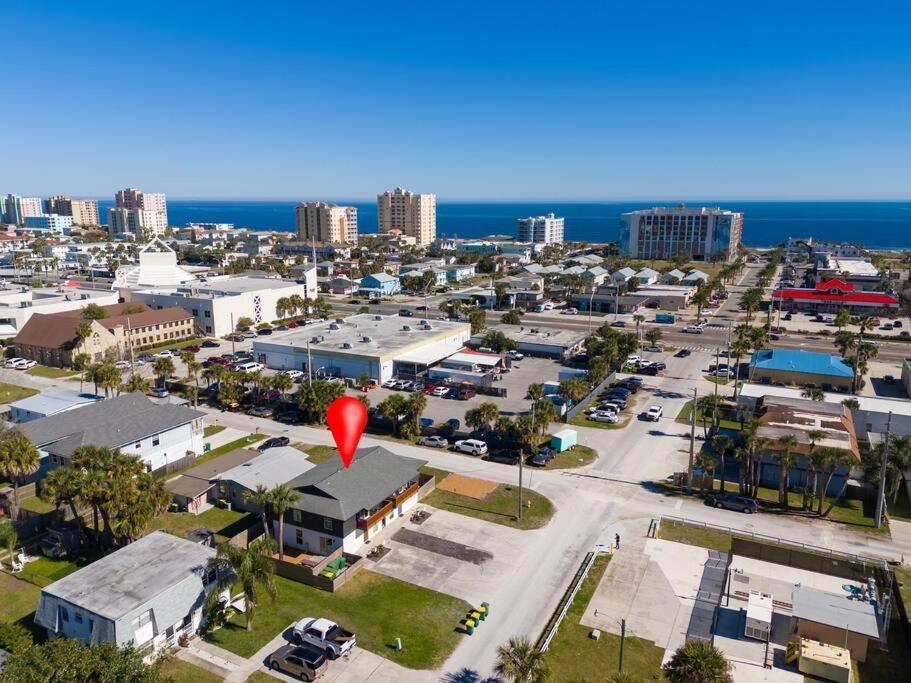 Be A Nomad - Apartments Blocks to the Beach view 2