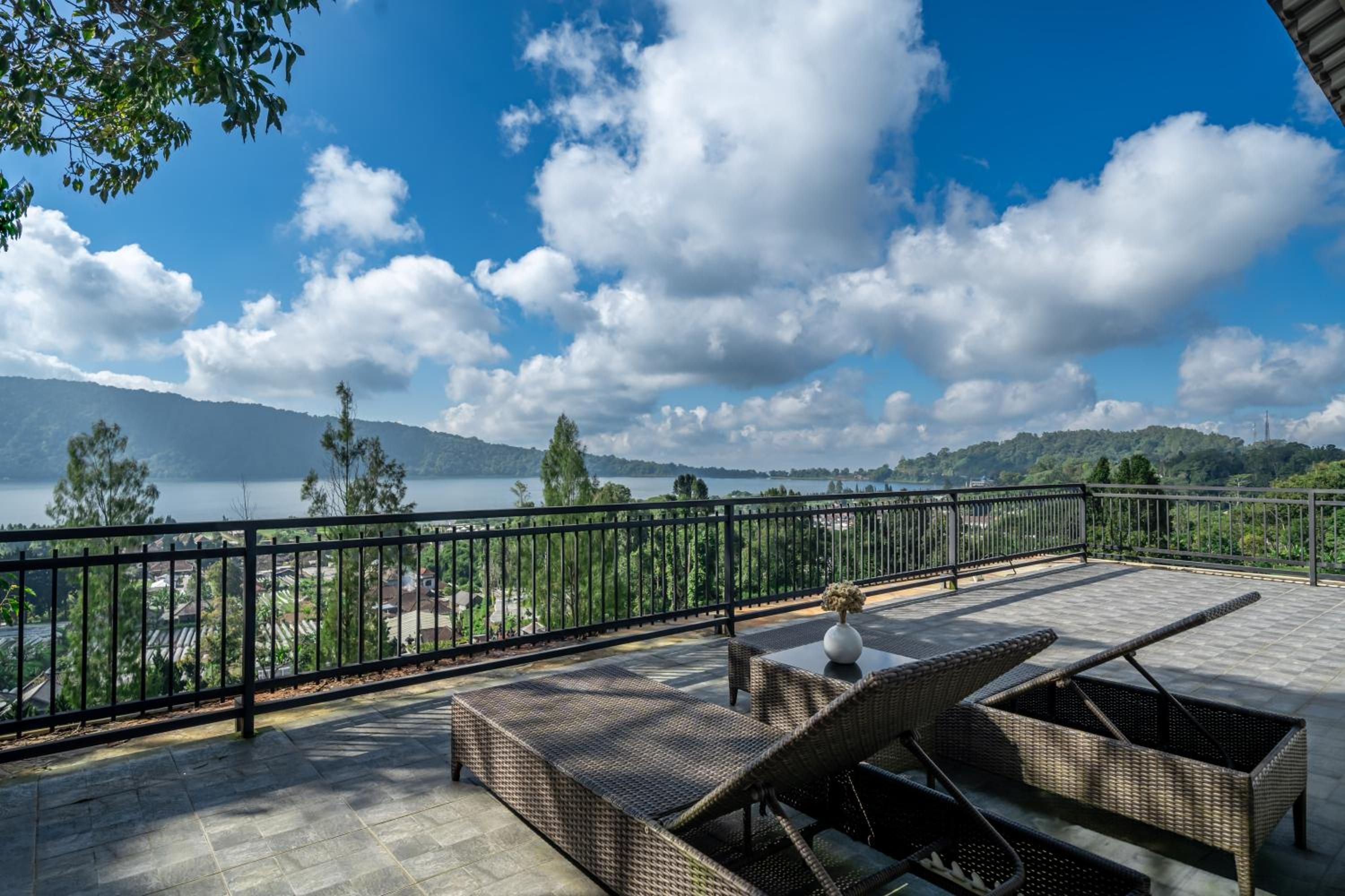 Adara Lake View Residence Bedugul - Bali