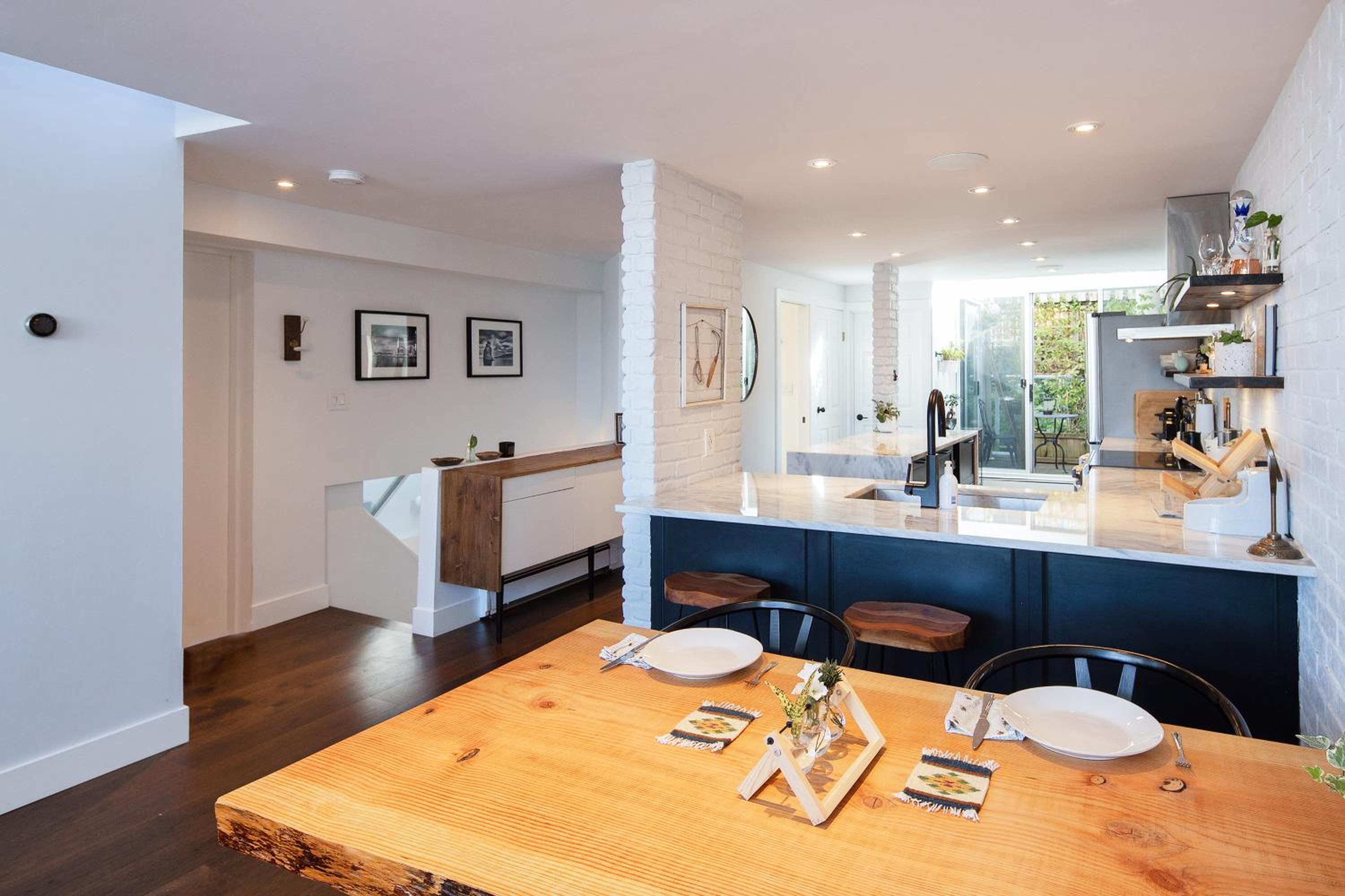 Stunning Views Penthouse Suite