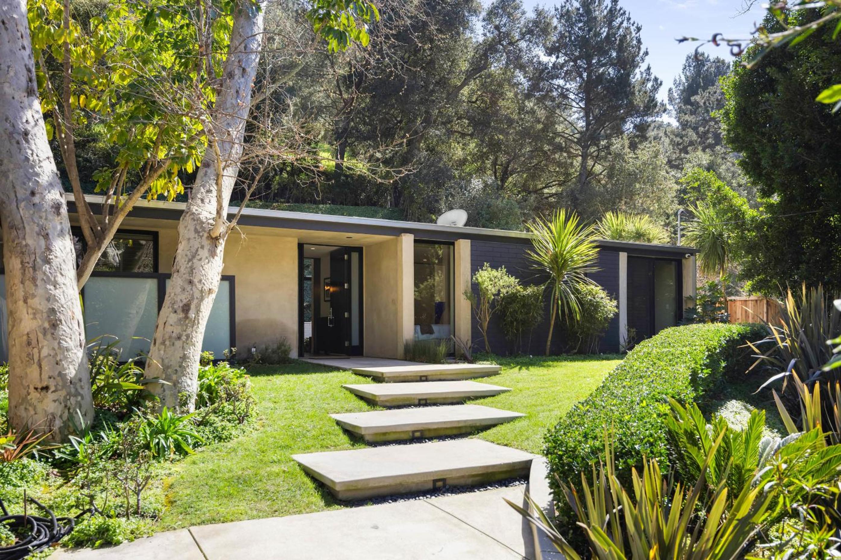 Villa Aman by Stay Awhile