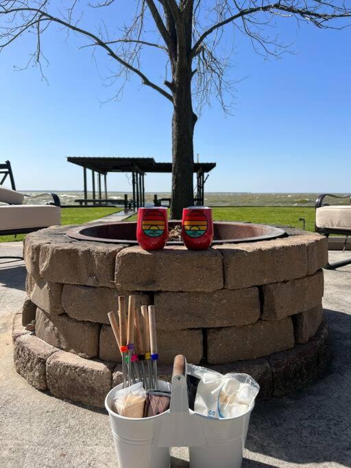 Welcome to Sunset Spot! Waterfront, Full Amenities view 5