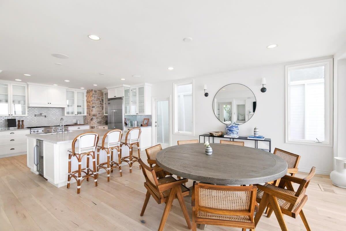 The Perfect Sandy Beach house by Stay Awhile Villas