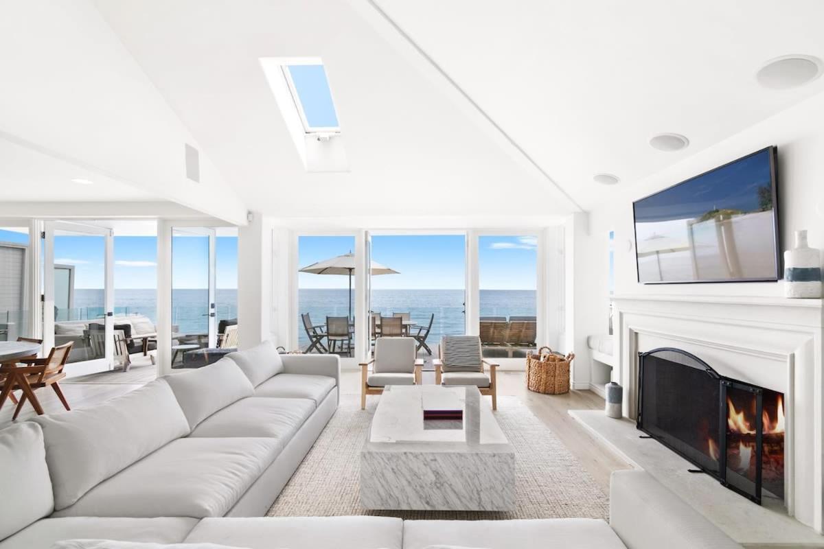 The Perfect Sandy Beach house by Stay Awhile Villas