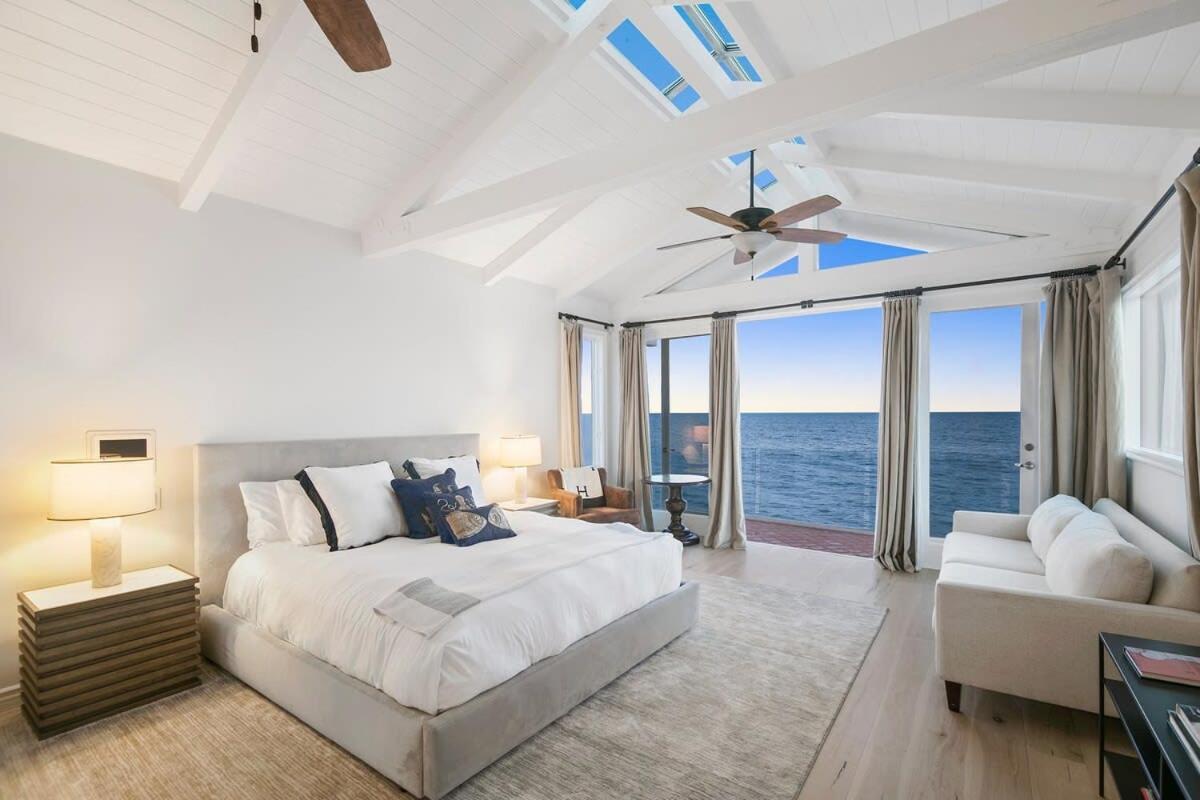 The Perfect Sandy Beach house by Stay Awhile Villas