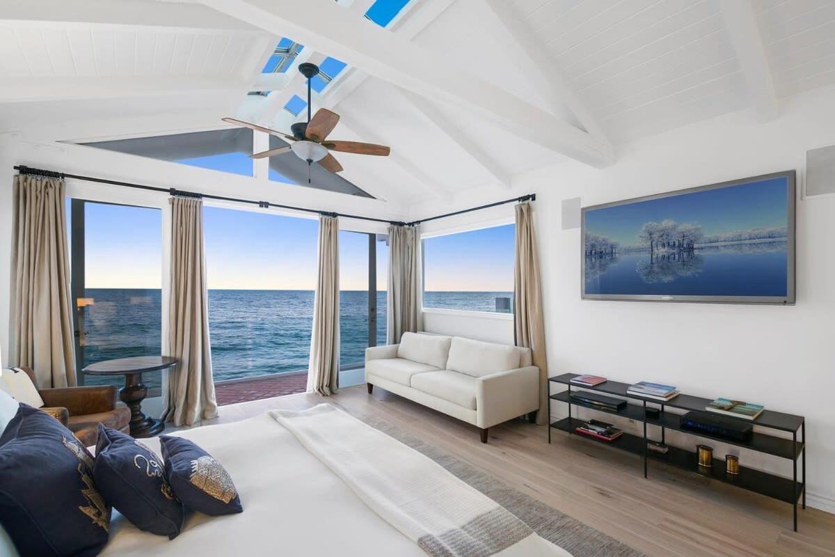 The Perfect Sandy Beach house by Stay Awhile Villas