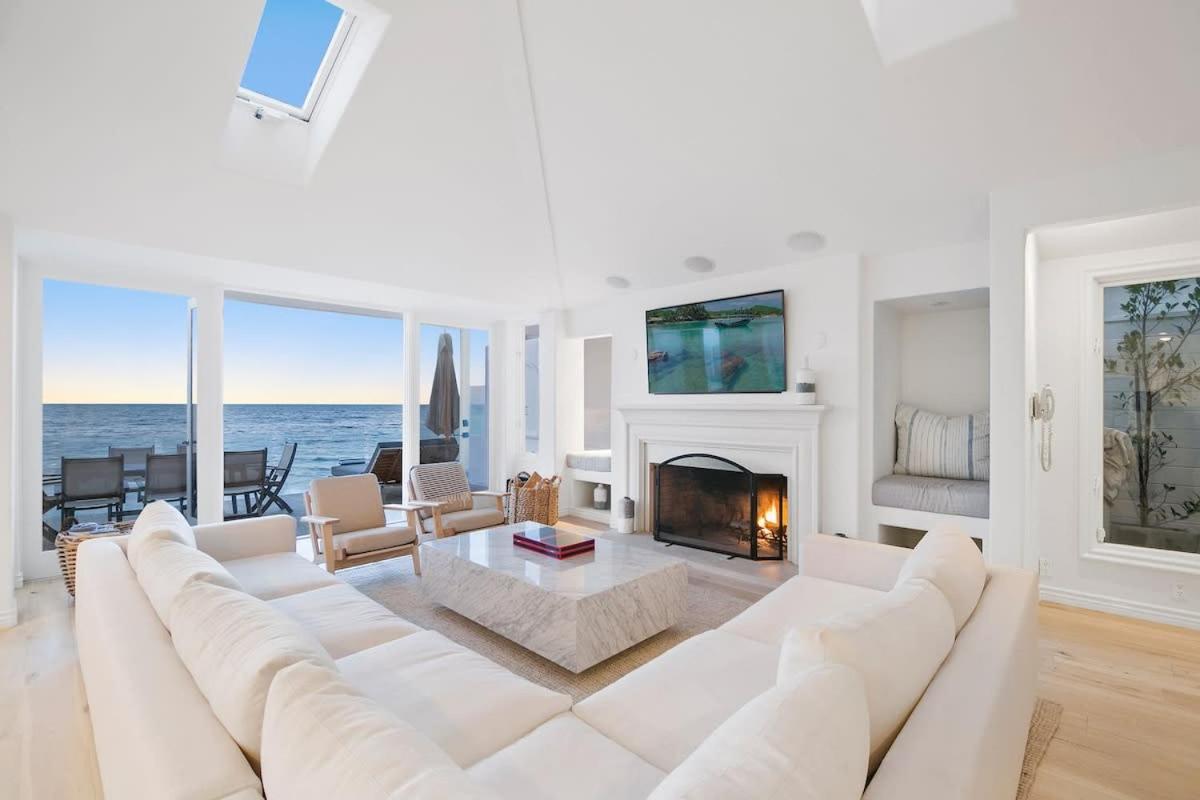 The Perfect Sandy Beach house by Stay Awhile Villas