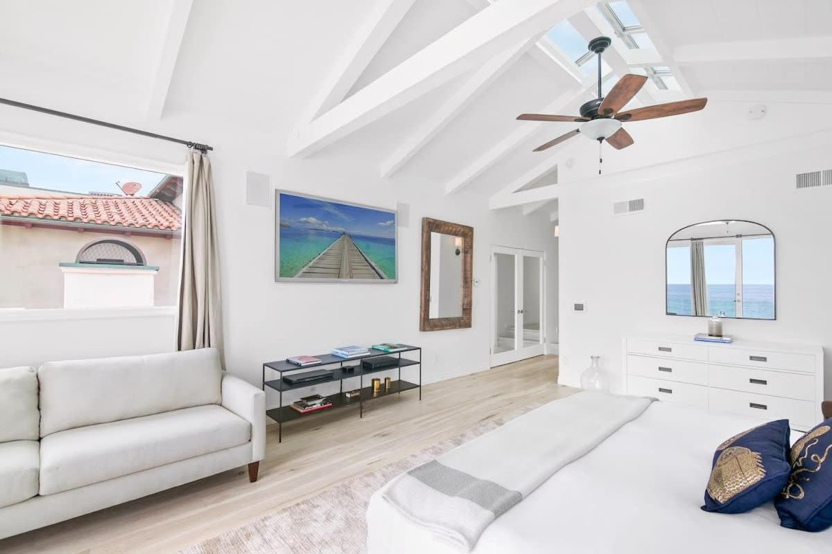 The Perfect Sandy Beach house by Stay Awhile Villas