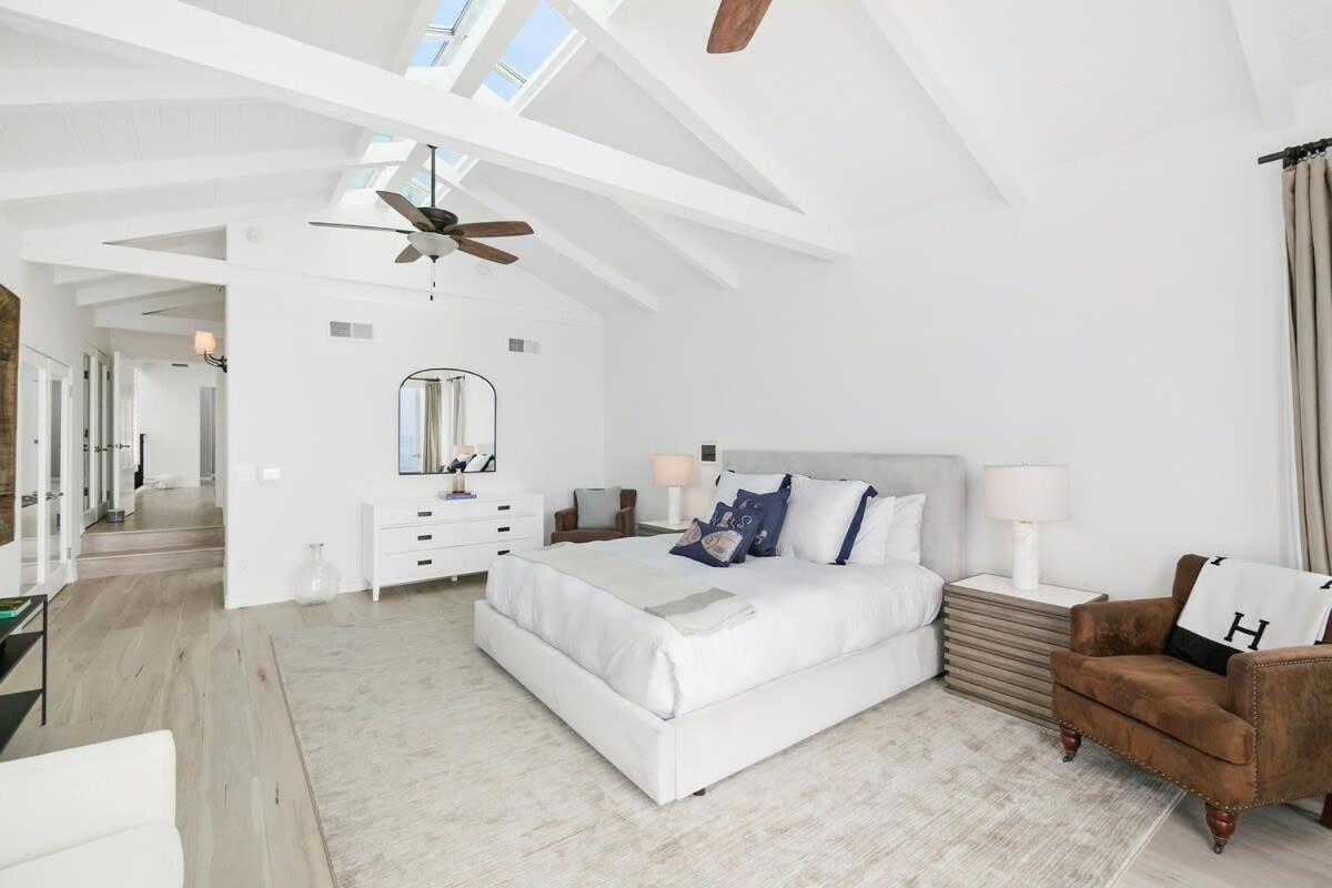 The Perfect Sandy Beach house by Stay Awhile Villas