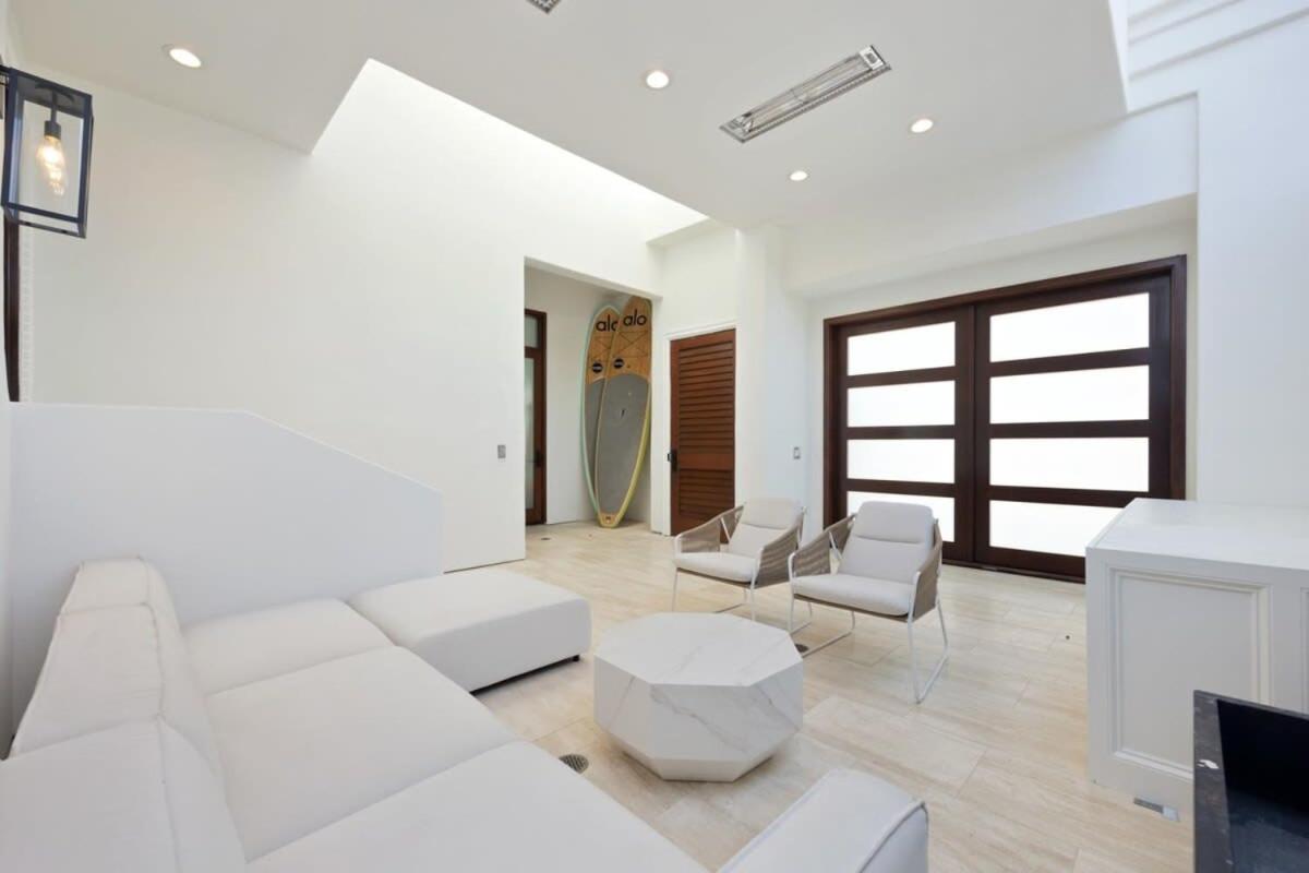 The Carbon by Stay Awhile Villas