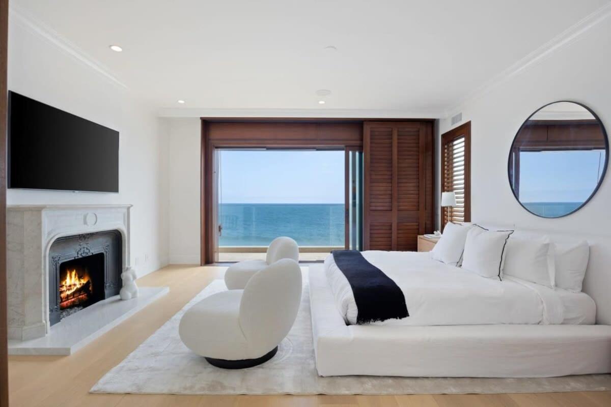 The Carbon by Stay Awhile Villas