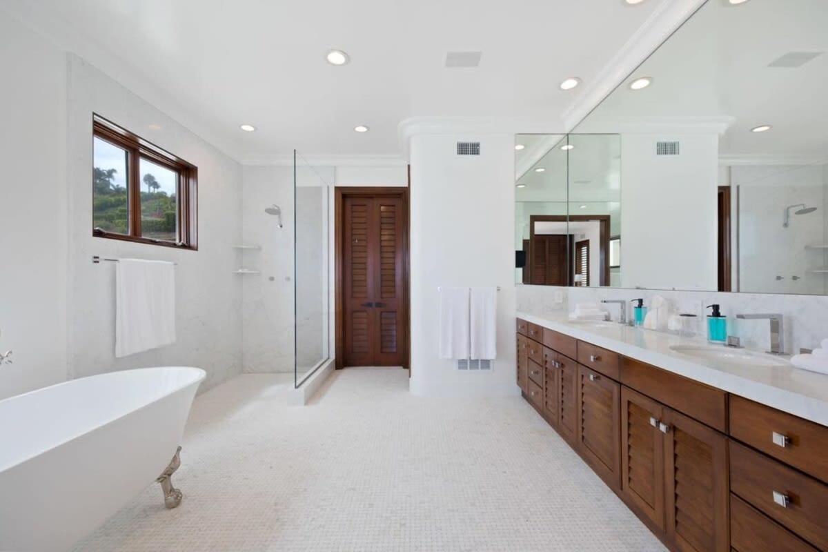 The Carbon by Stay Awhile Villas