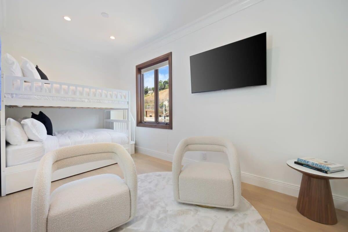 The Carbon by Stay Awhile Villas