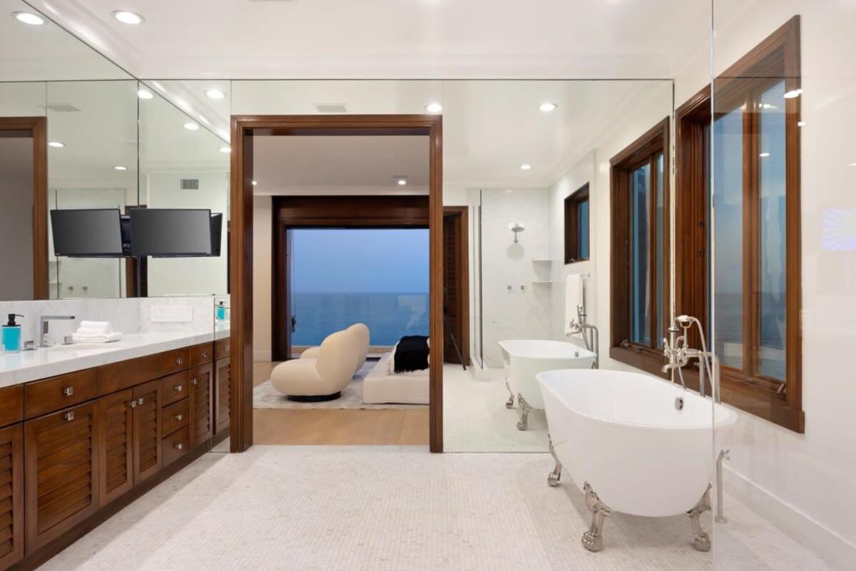 The Carbon by Stay Awhile Villas