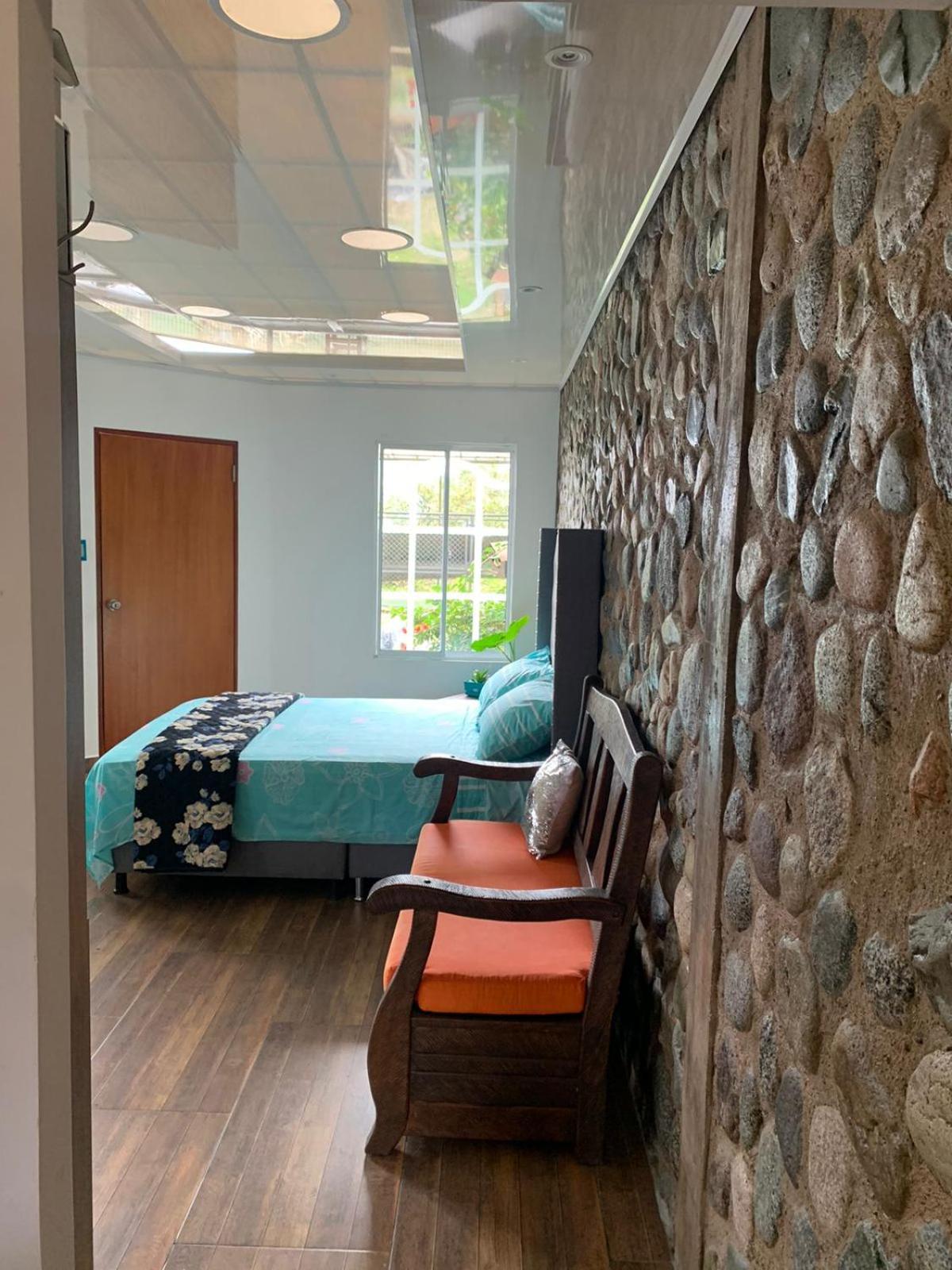 Birdsong lodge