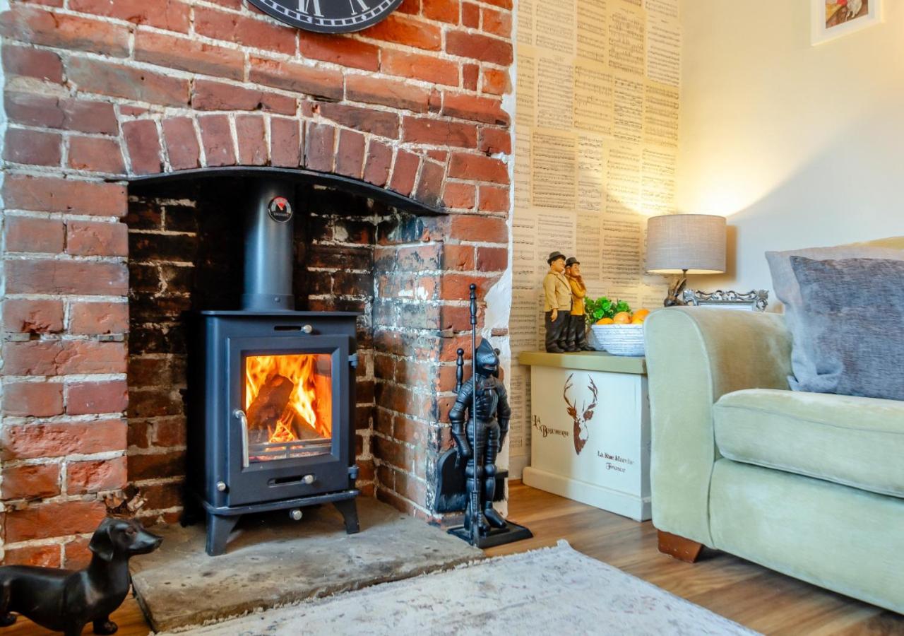 Flint Cottage