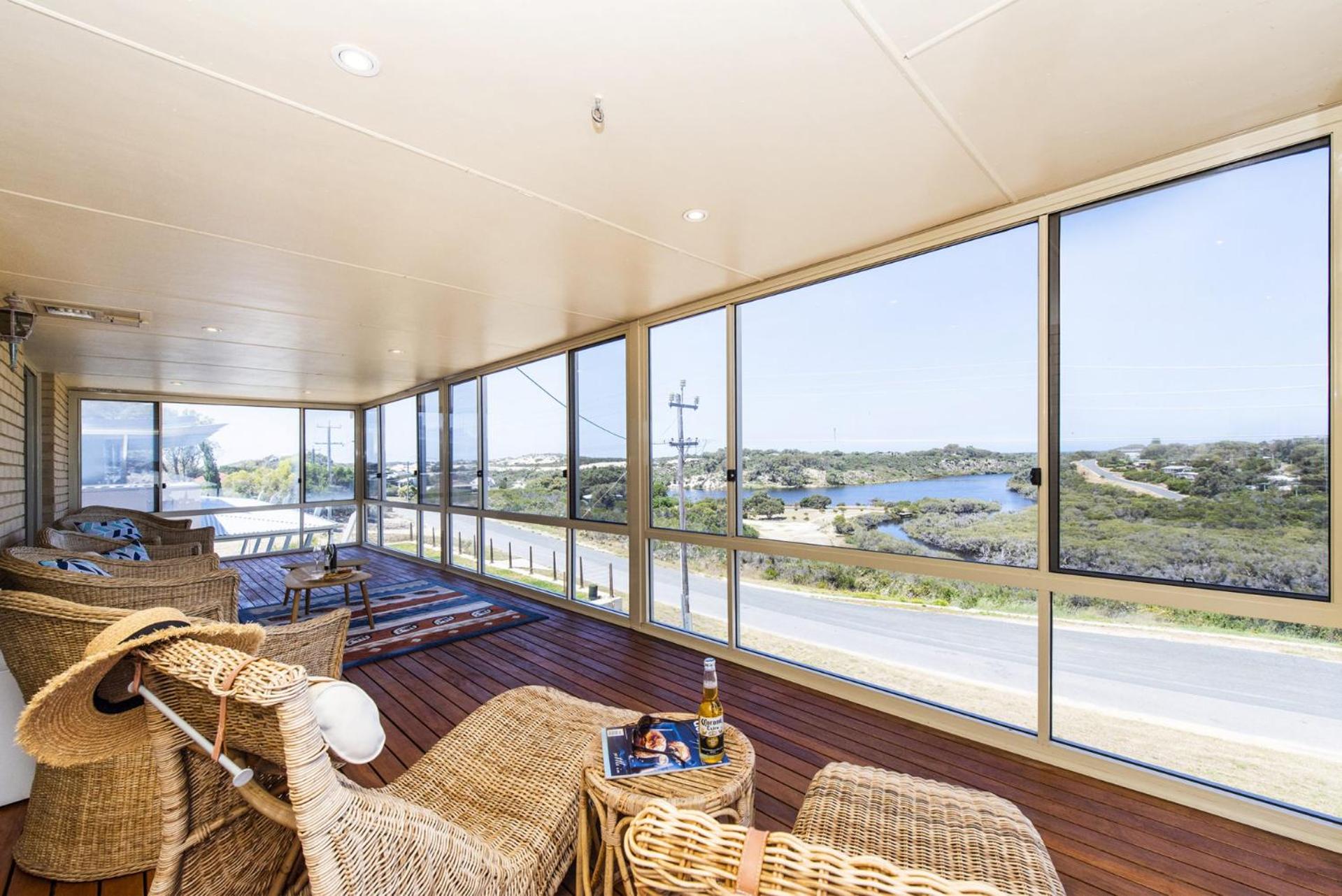 River View Retreat - Both Ocean and River Views