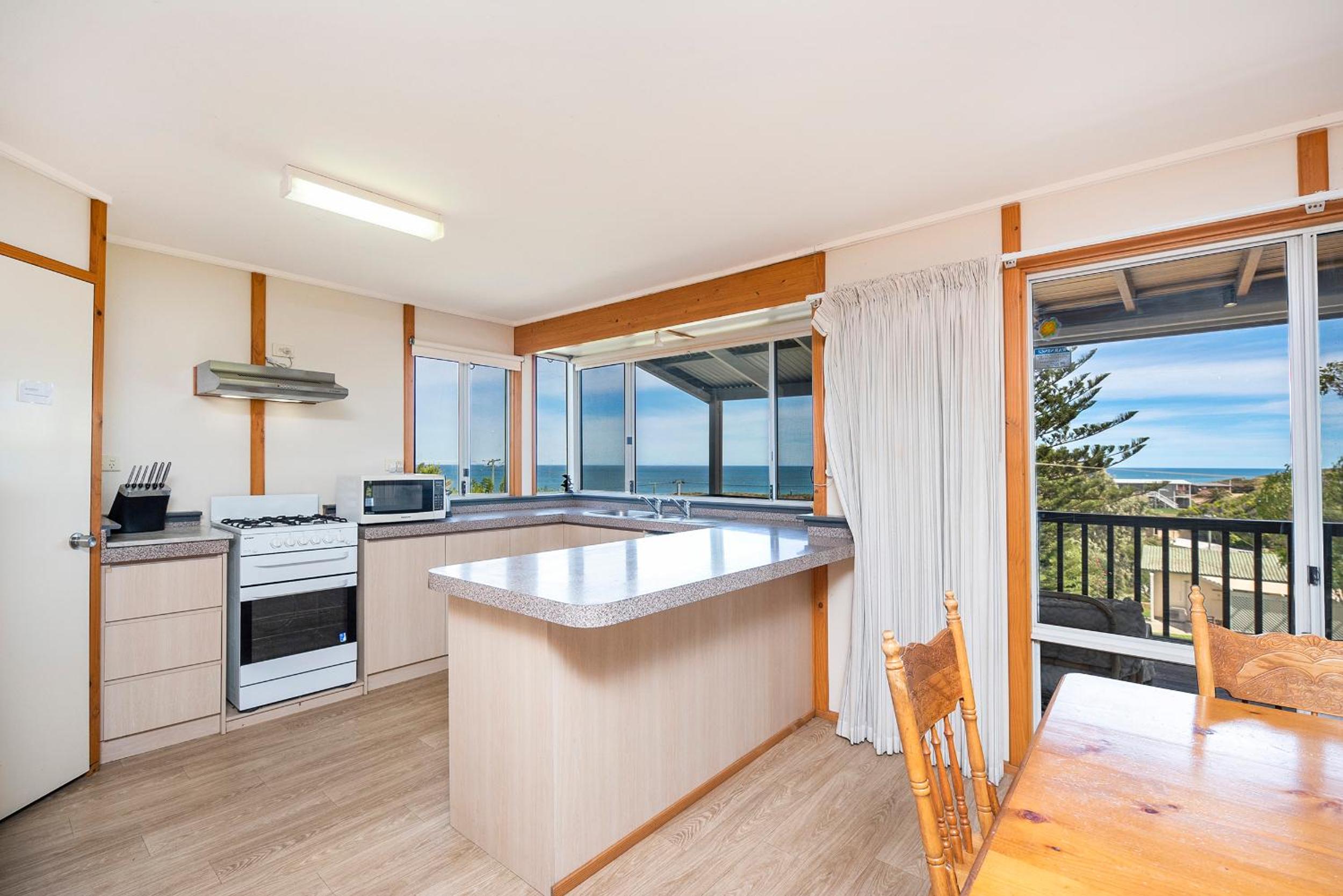 Ocean Vista Large Home With Ocean Views