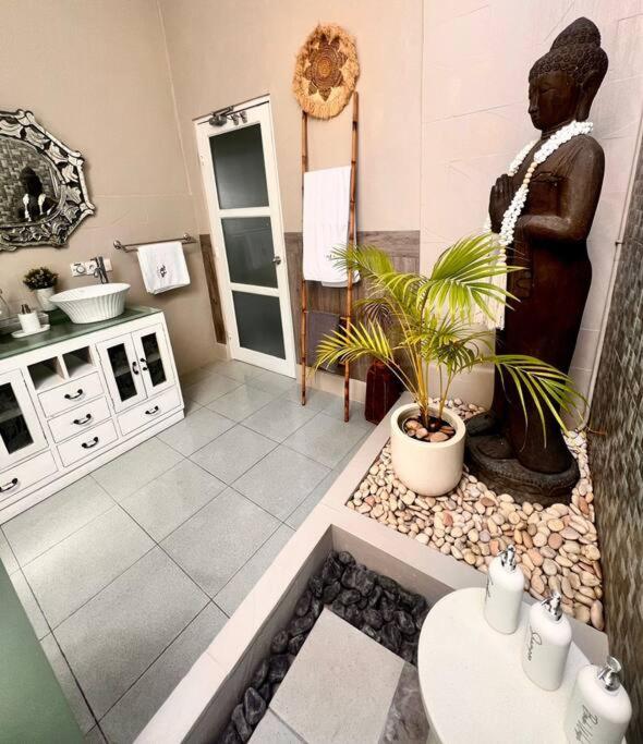 Frangipani Villa Seminyak - 2BR Pool Walk to Beach view 3