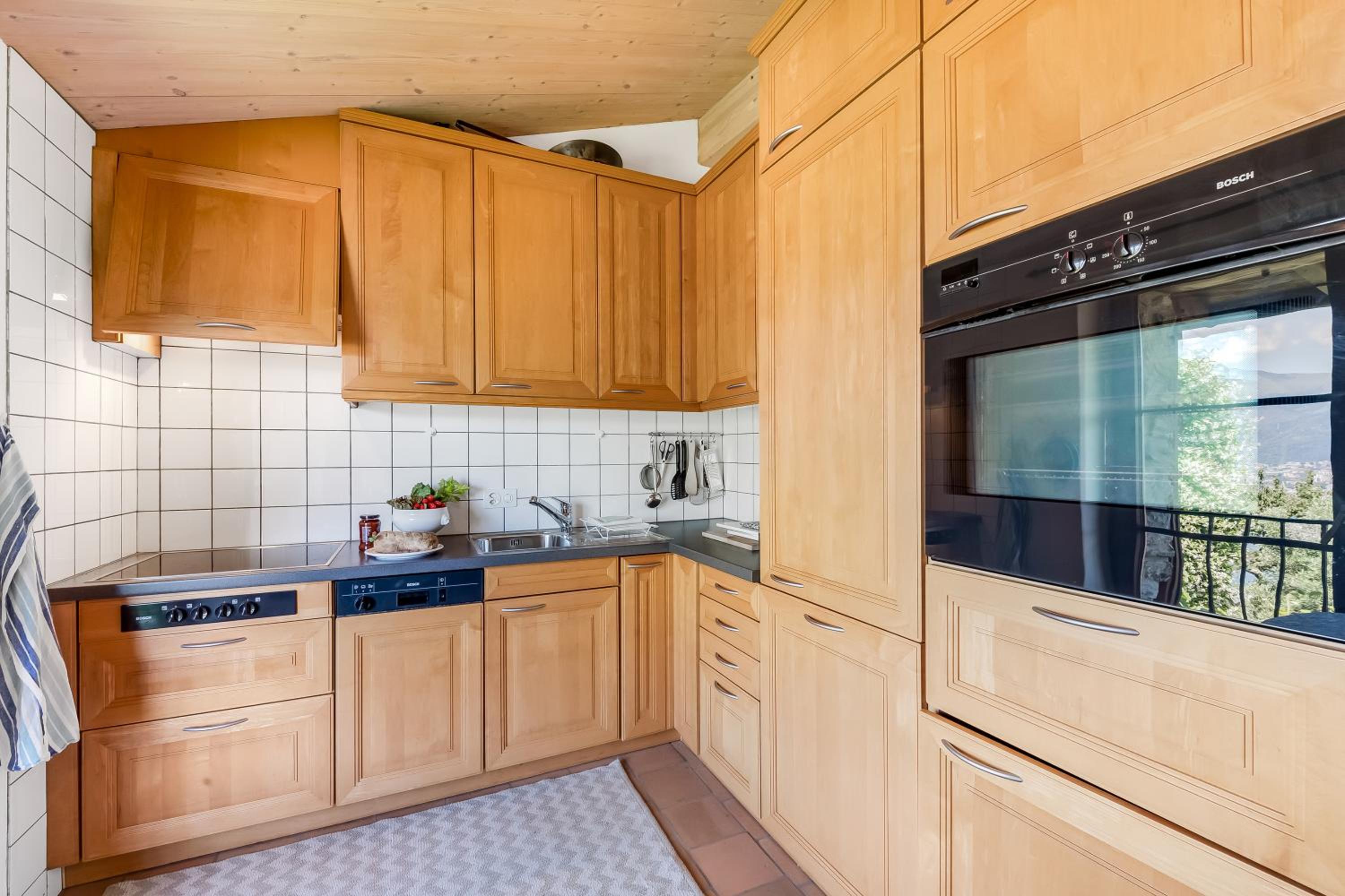 Romantic Apartments - Happy Rentals