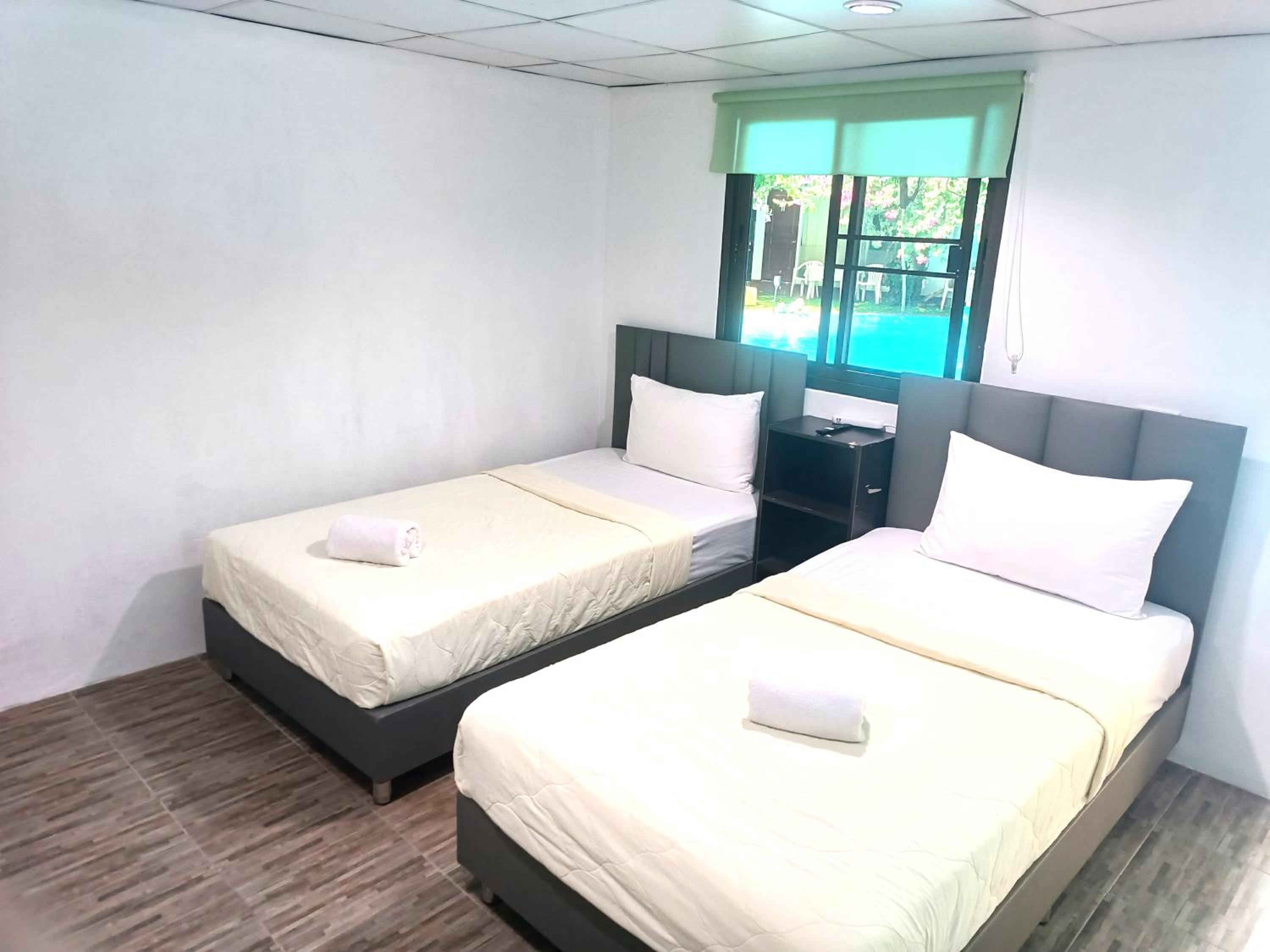 OASIS Phuket Airport