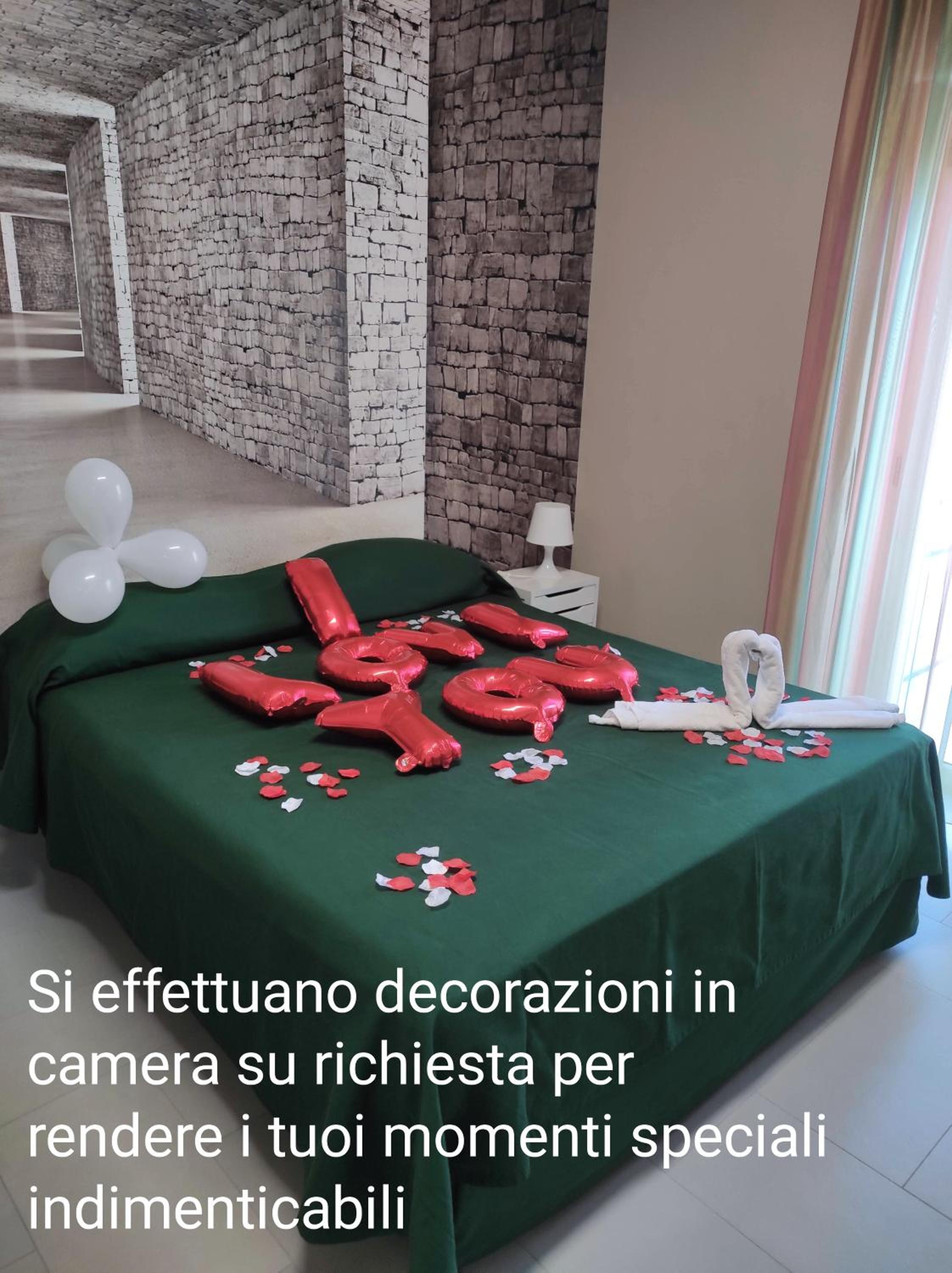 Holiday in Naples Vacanze Napoletane