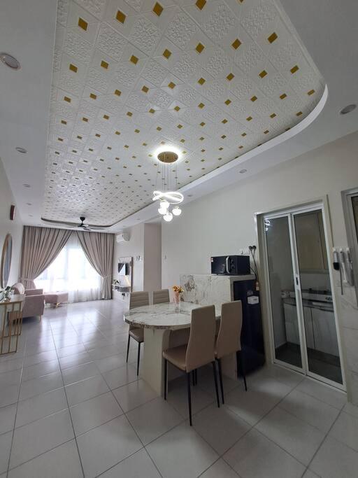 AirHomestay Ostia Bangi Pool & Sunset view Wifi photo 3