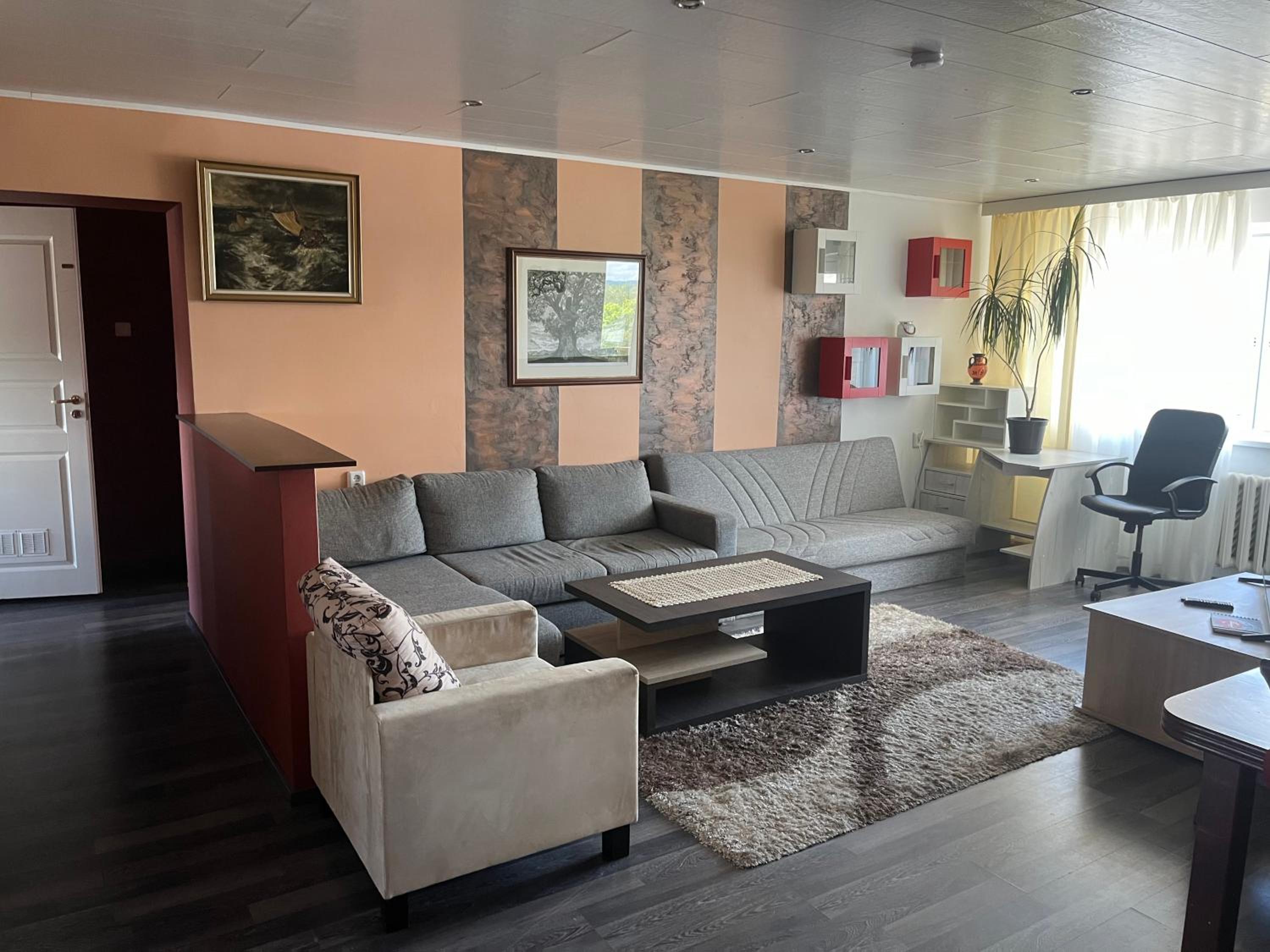 apartement kreutzwaldi