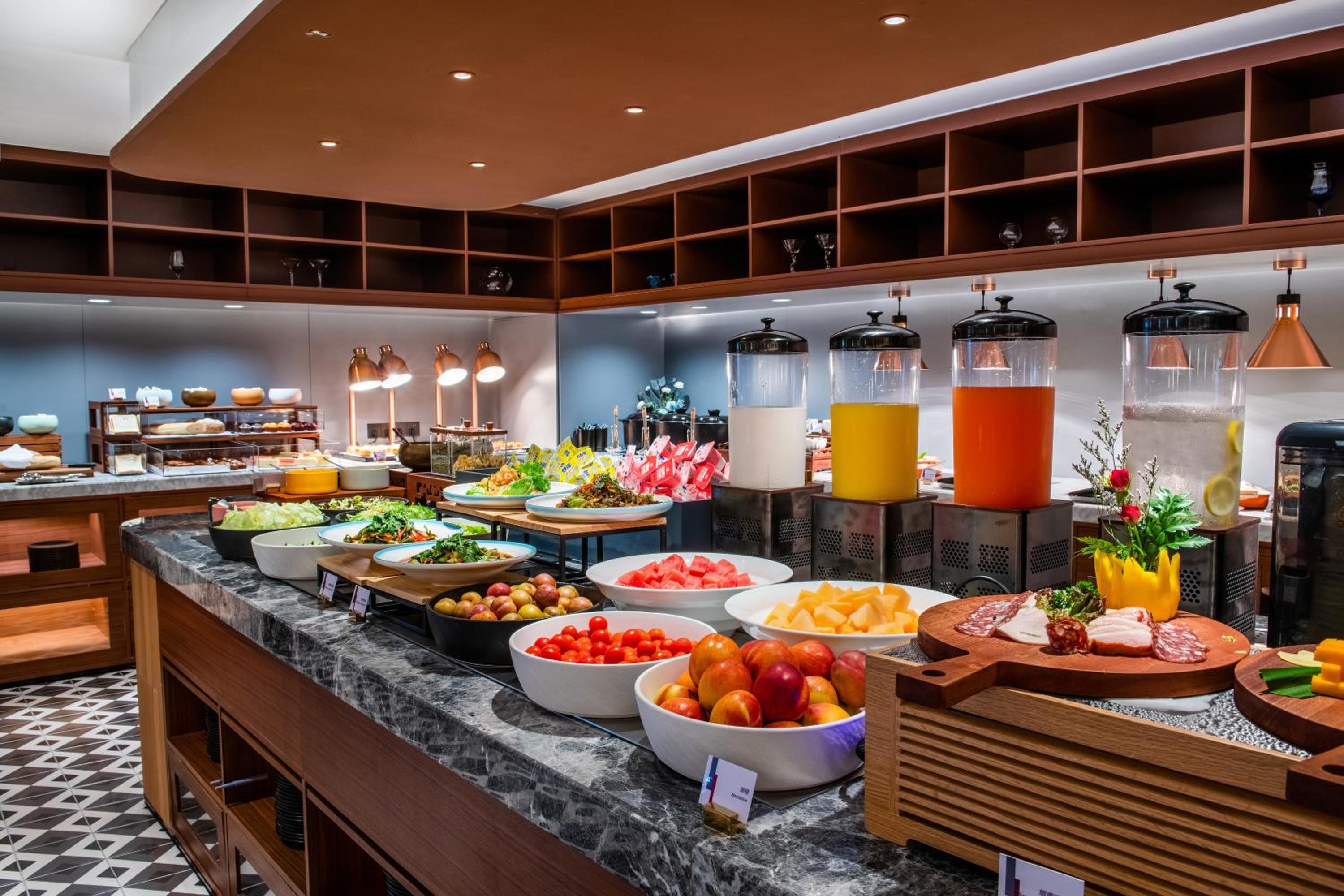 Intercity Hotel Guangzhou East Railway Station