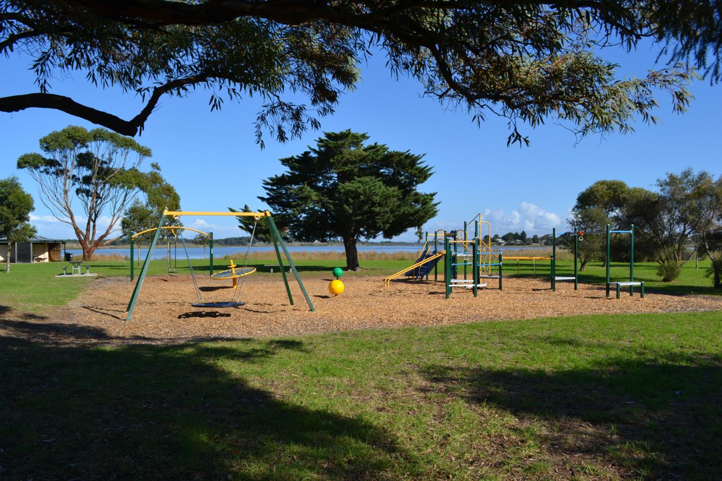 Clayton Bay Riverside Holiday Park
