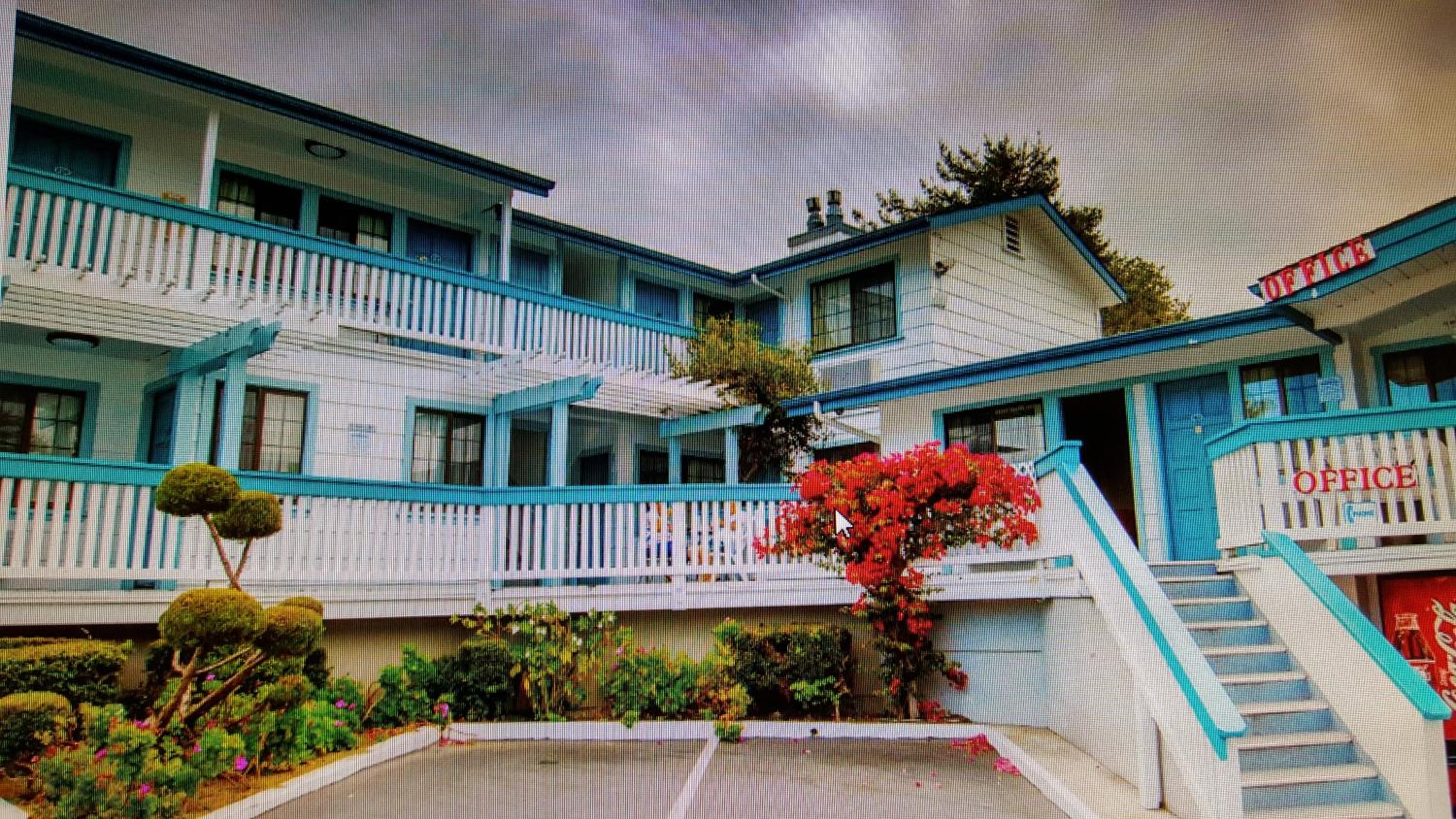Hotel Arbor Inn Monterey - Image 1