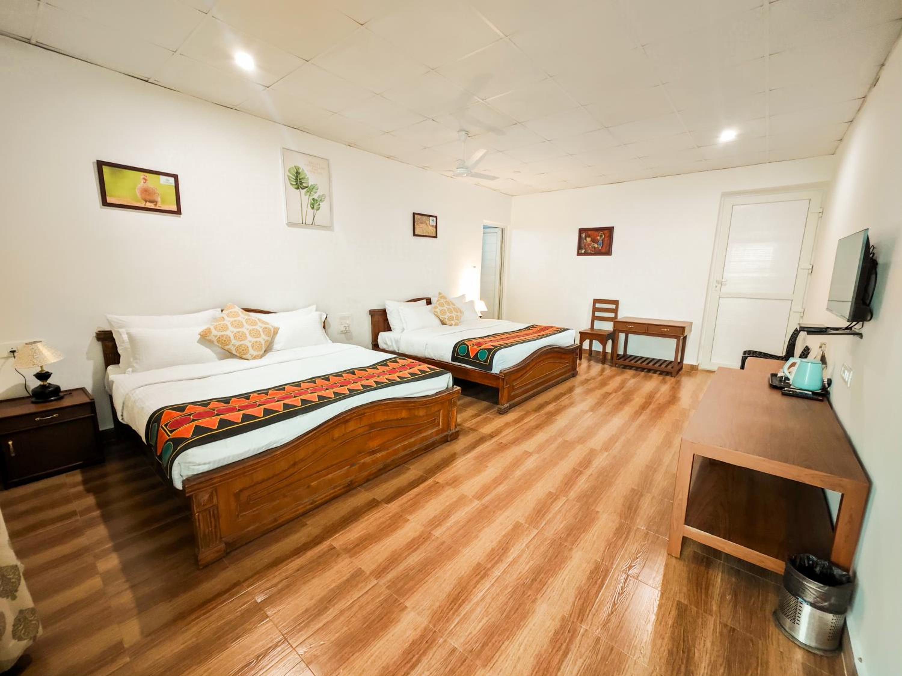 Ibex Resorts, Valparai Mistly view 5