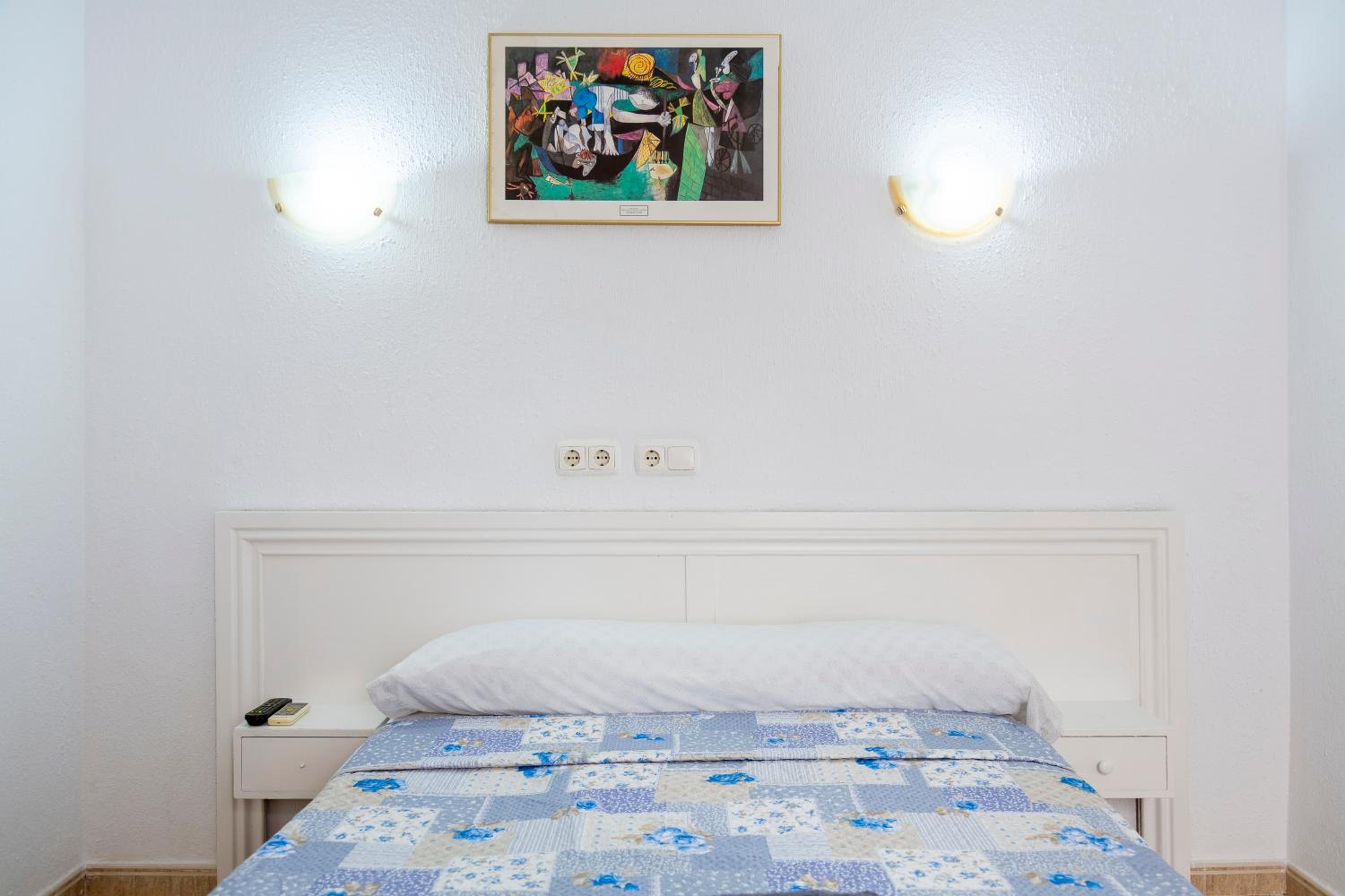 Hostal Moya