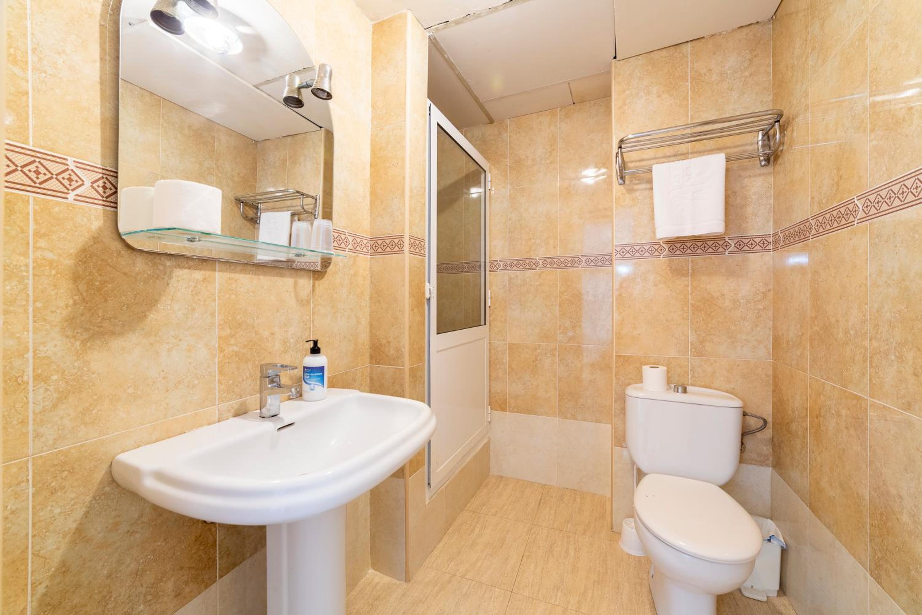 Hostal Moya